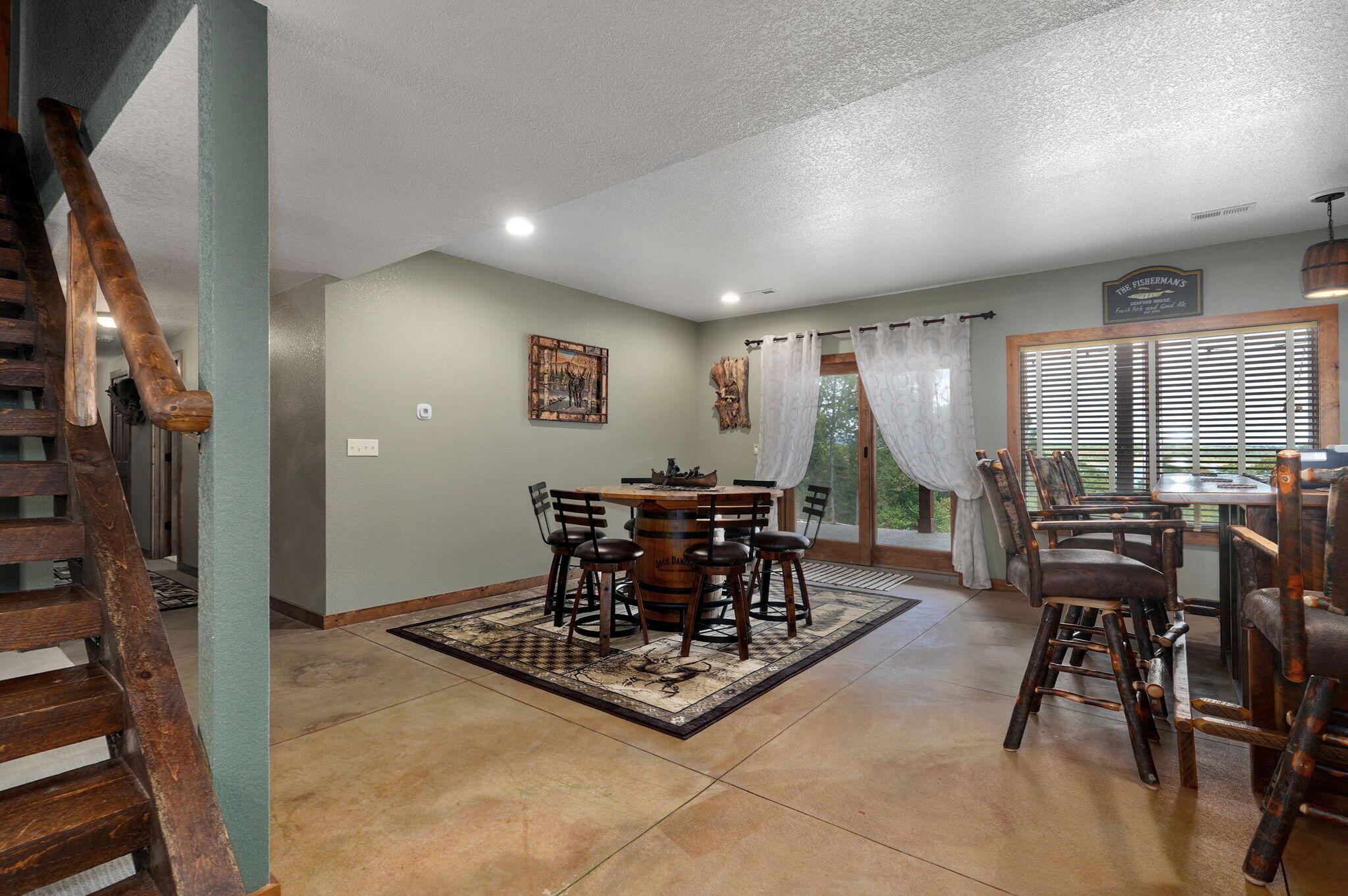 1056 Bread Tray Mountain Road Property Photo 42