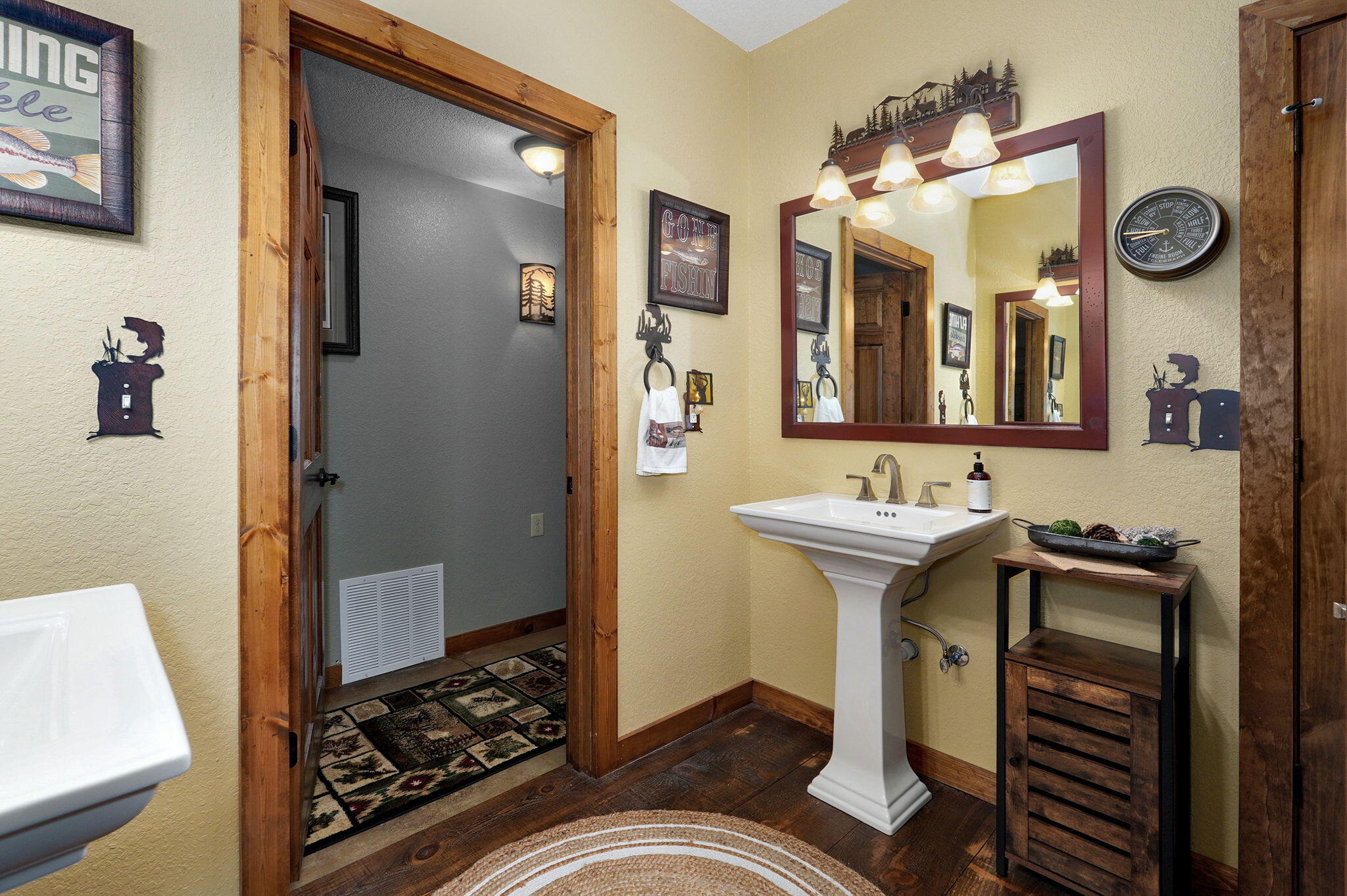 1056 Bread Tray Mountain Road Property Photo 51