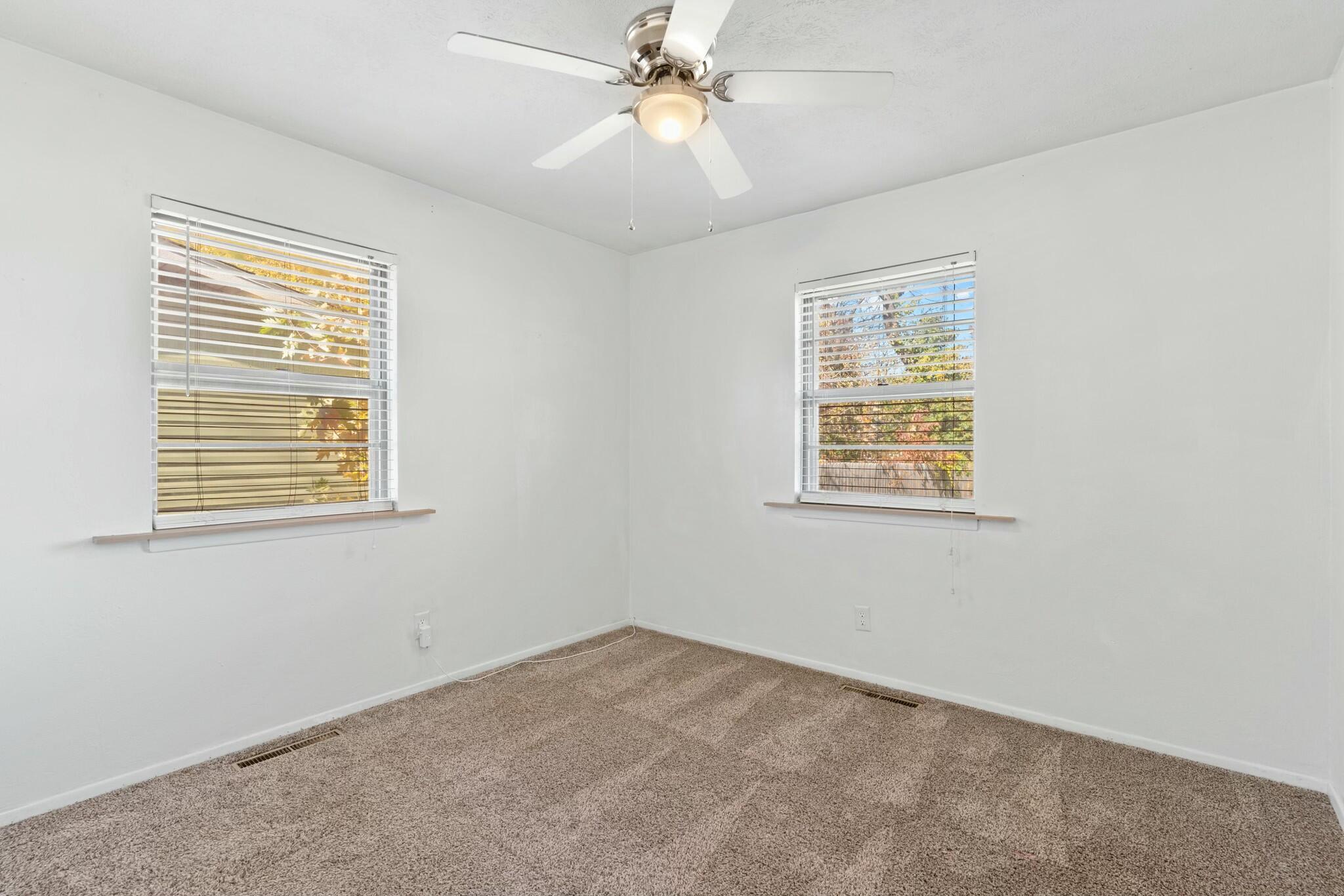 1023 East Mcclernon Street Property Photo 22