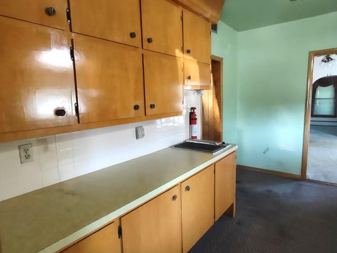 213 North Marshall Street Property Photo 6