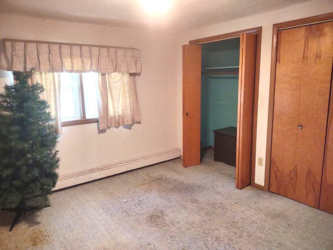 213 North Marshall Street Property Photo 9