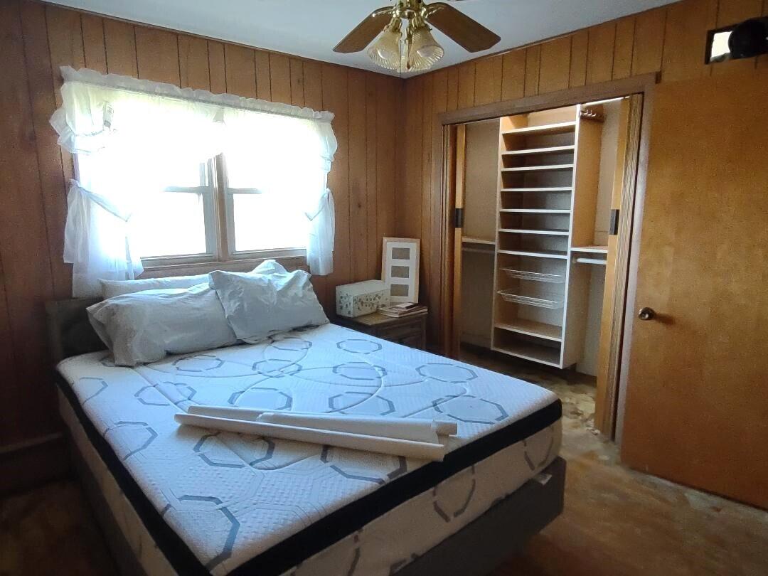 213 North Marshall Street Property Photo 10