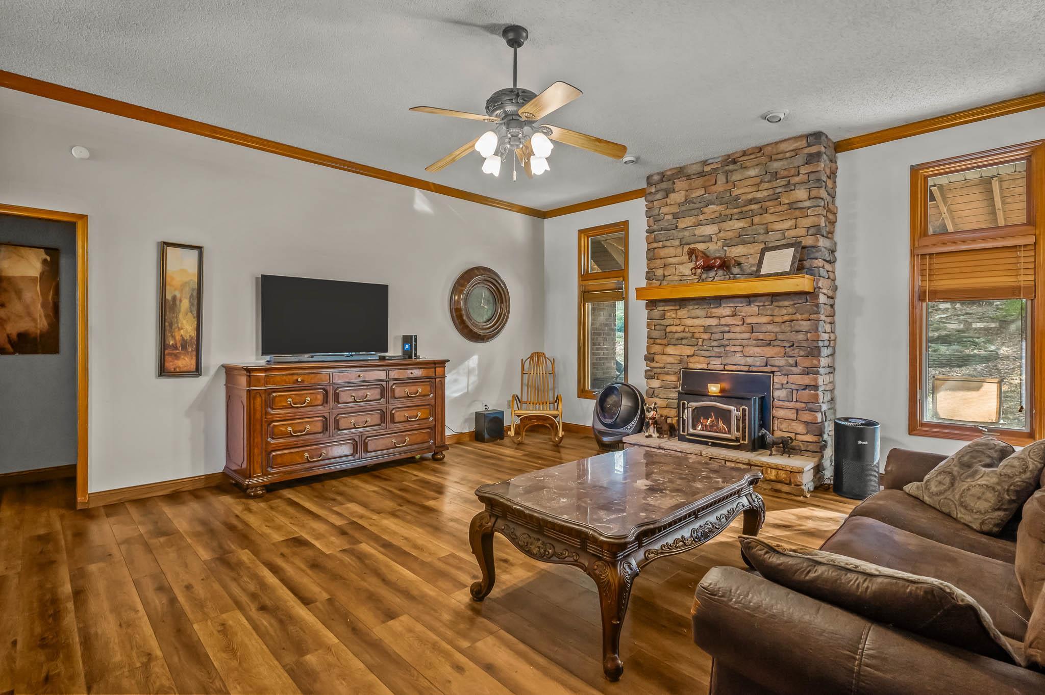 3628 East Stanford Street Property Photo 2