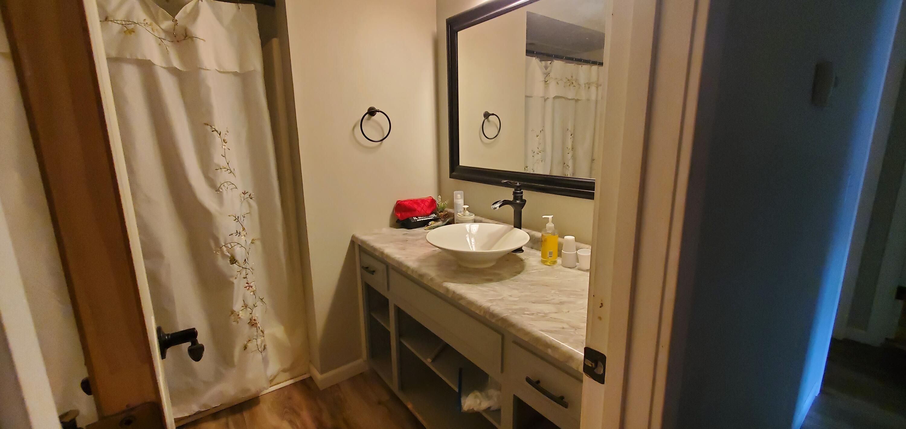 209 Raintree Street Property Photo 5