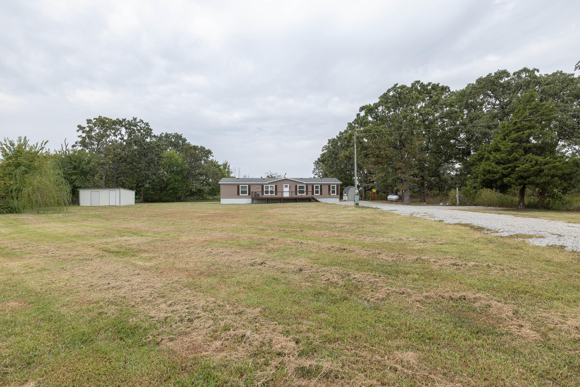 750 Winkler Road Property Photo 34