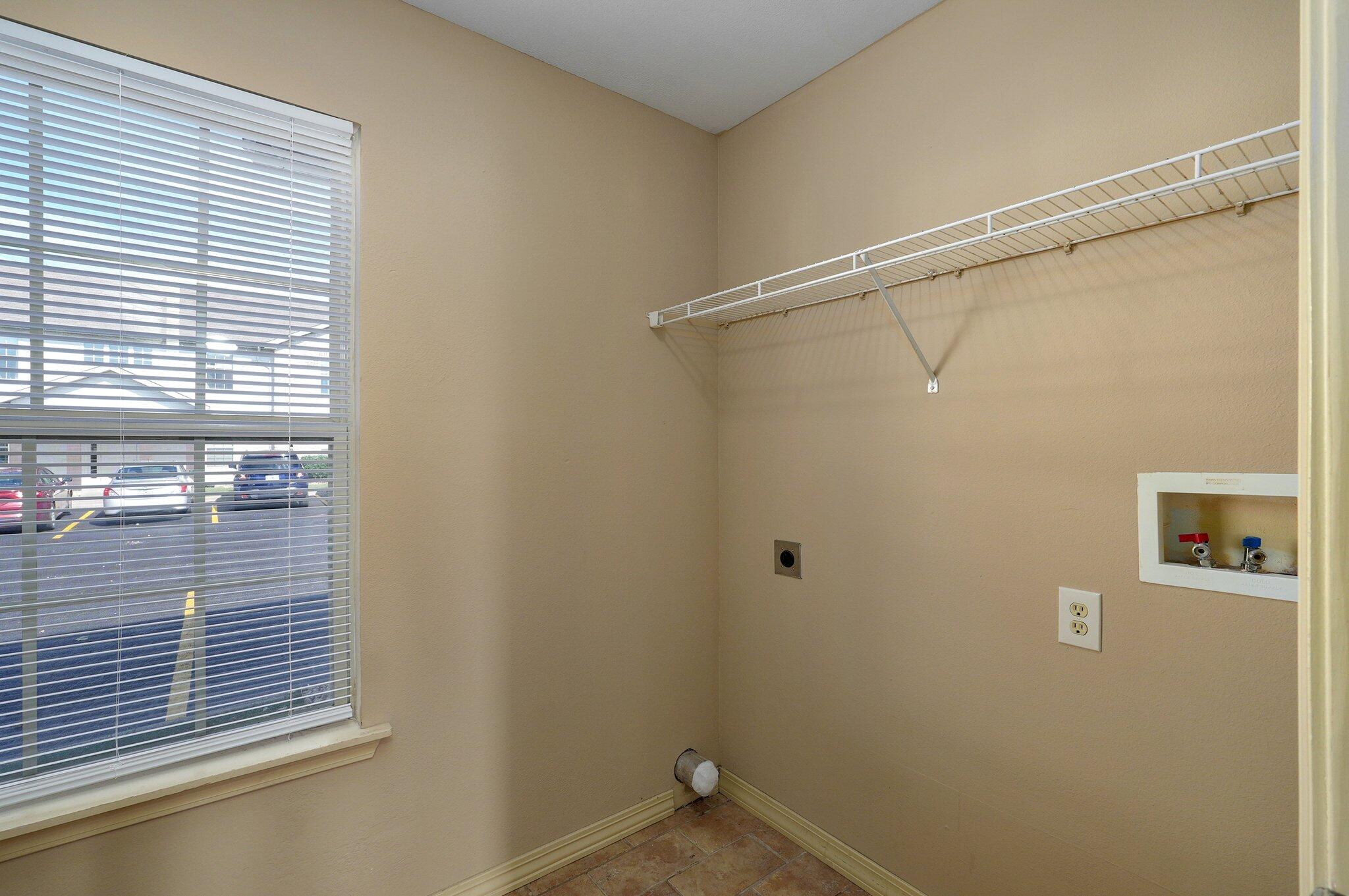 215 Toni Lane Property Photo 12
