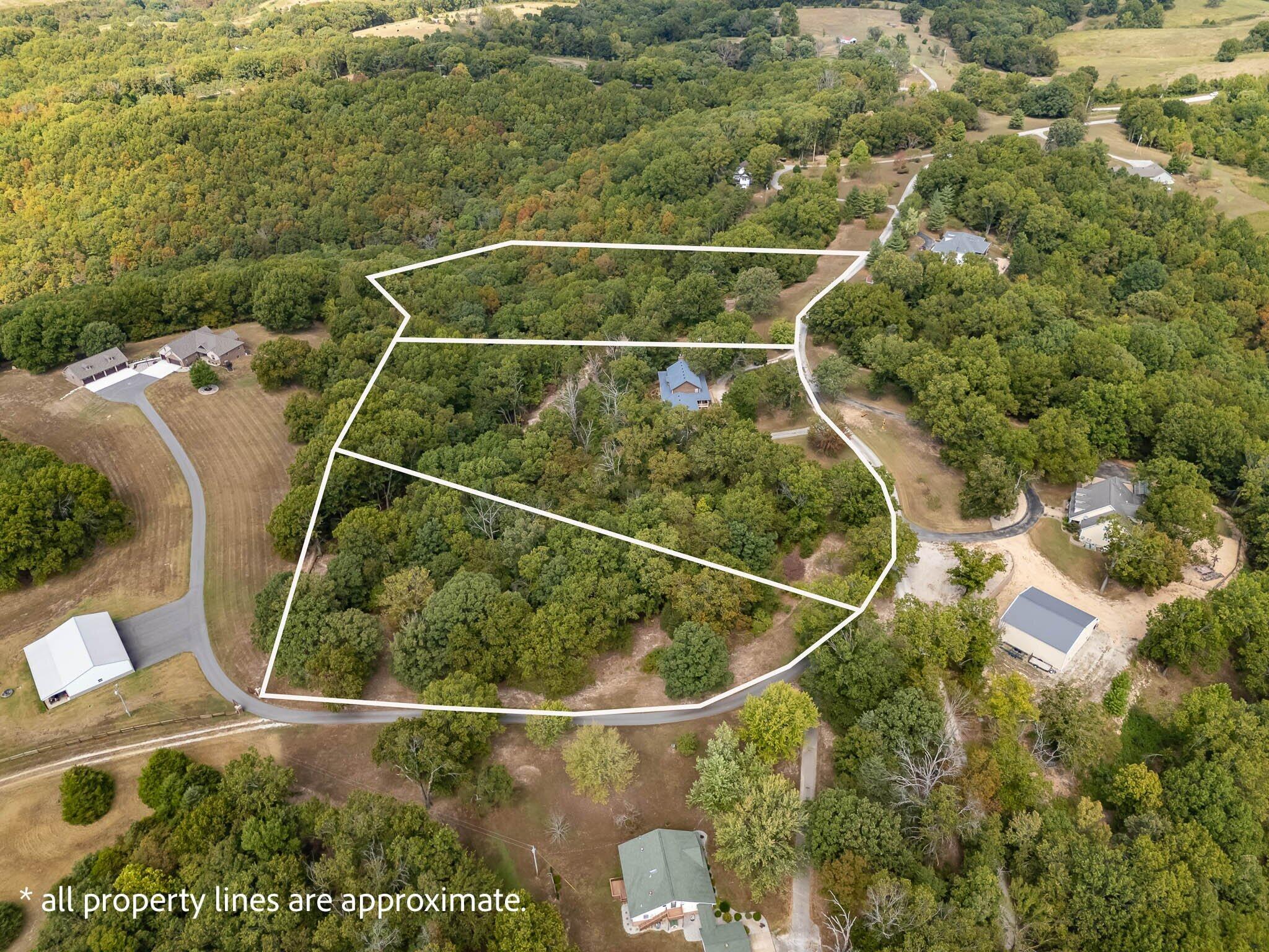 287 Oak Grove Lane Property Photo 2
