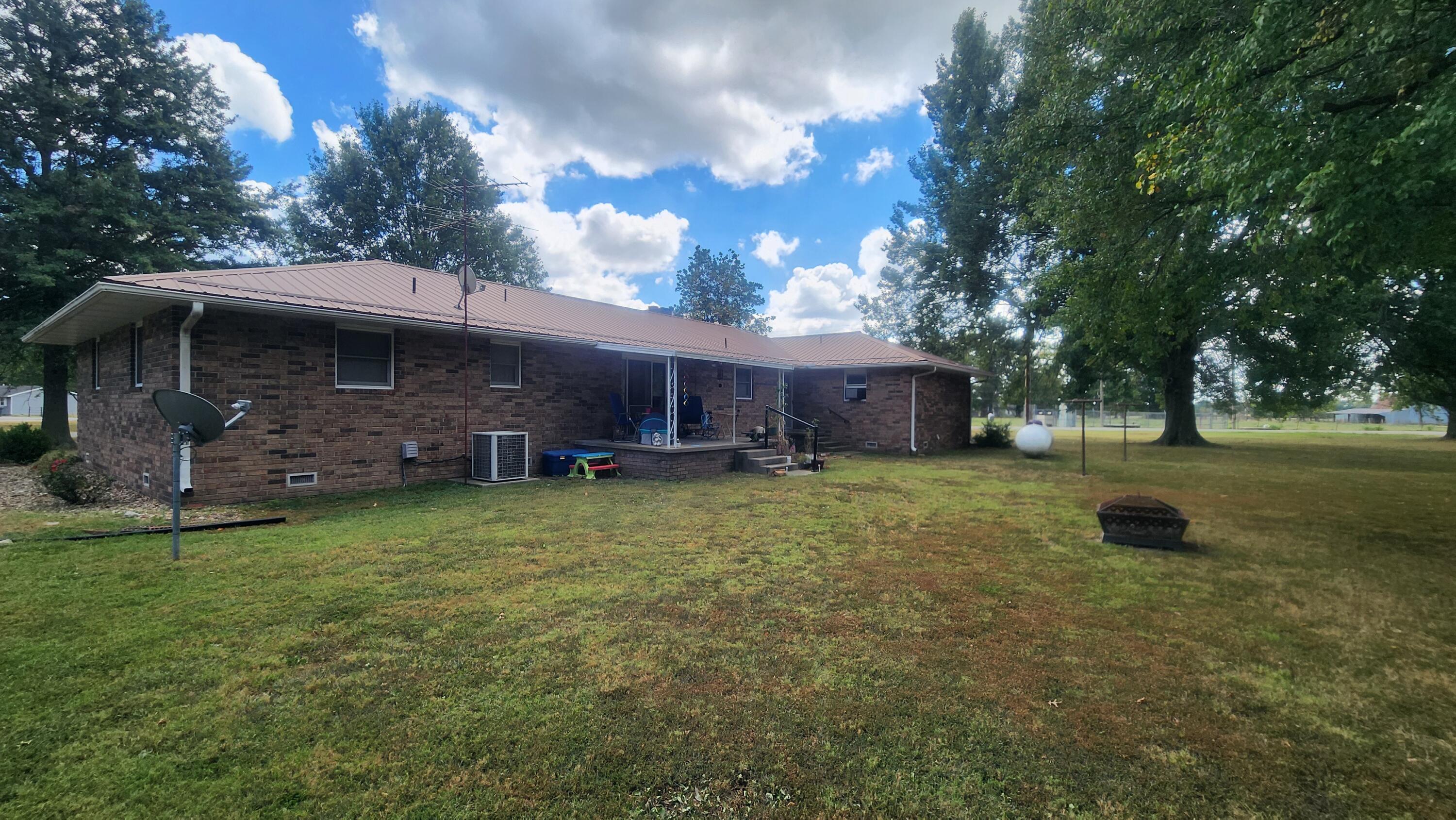 1009 Sycamore Street Property Photo