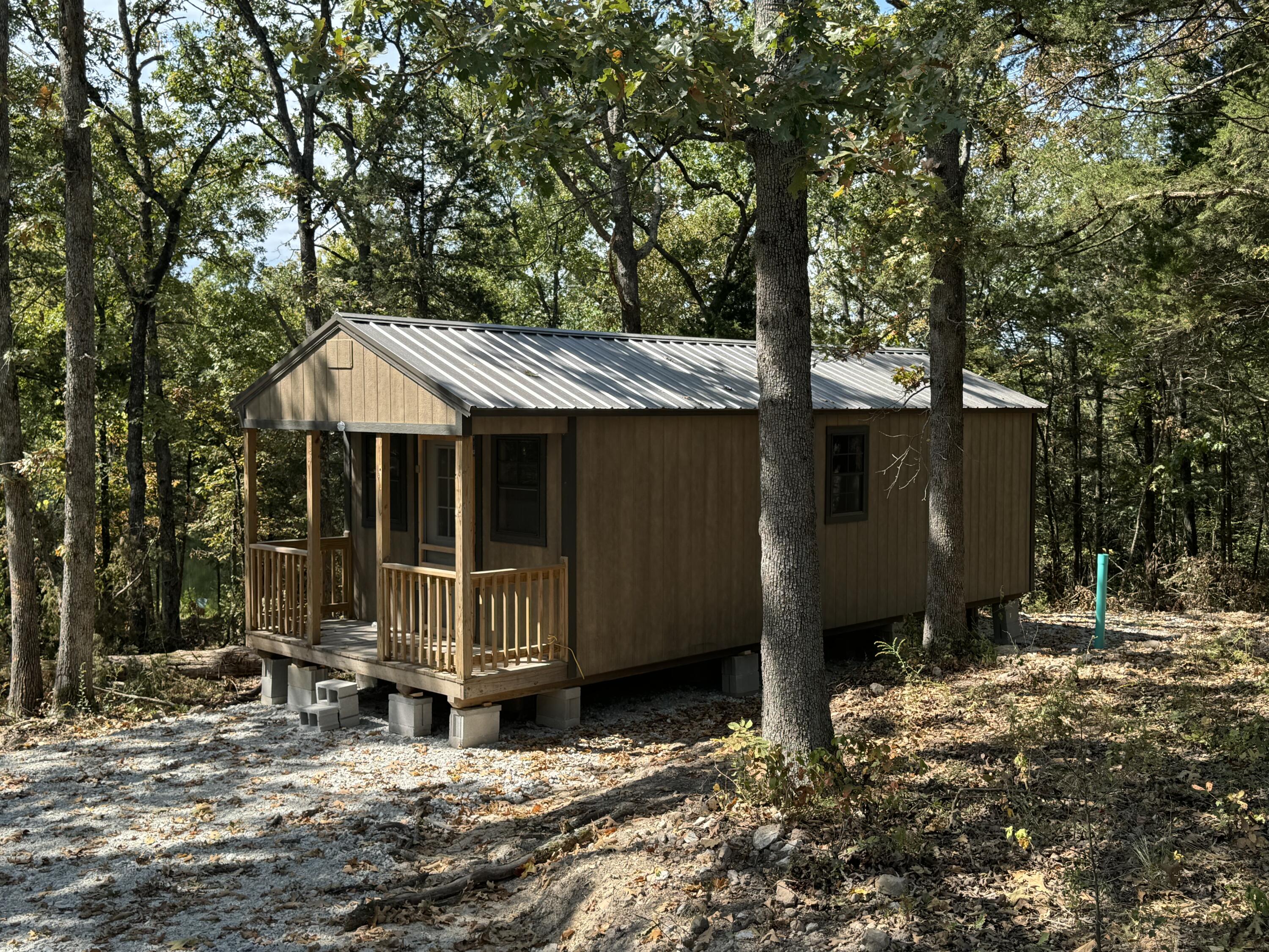 000 Kenwood Hills Property Photo 1