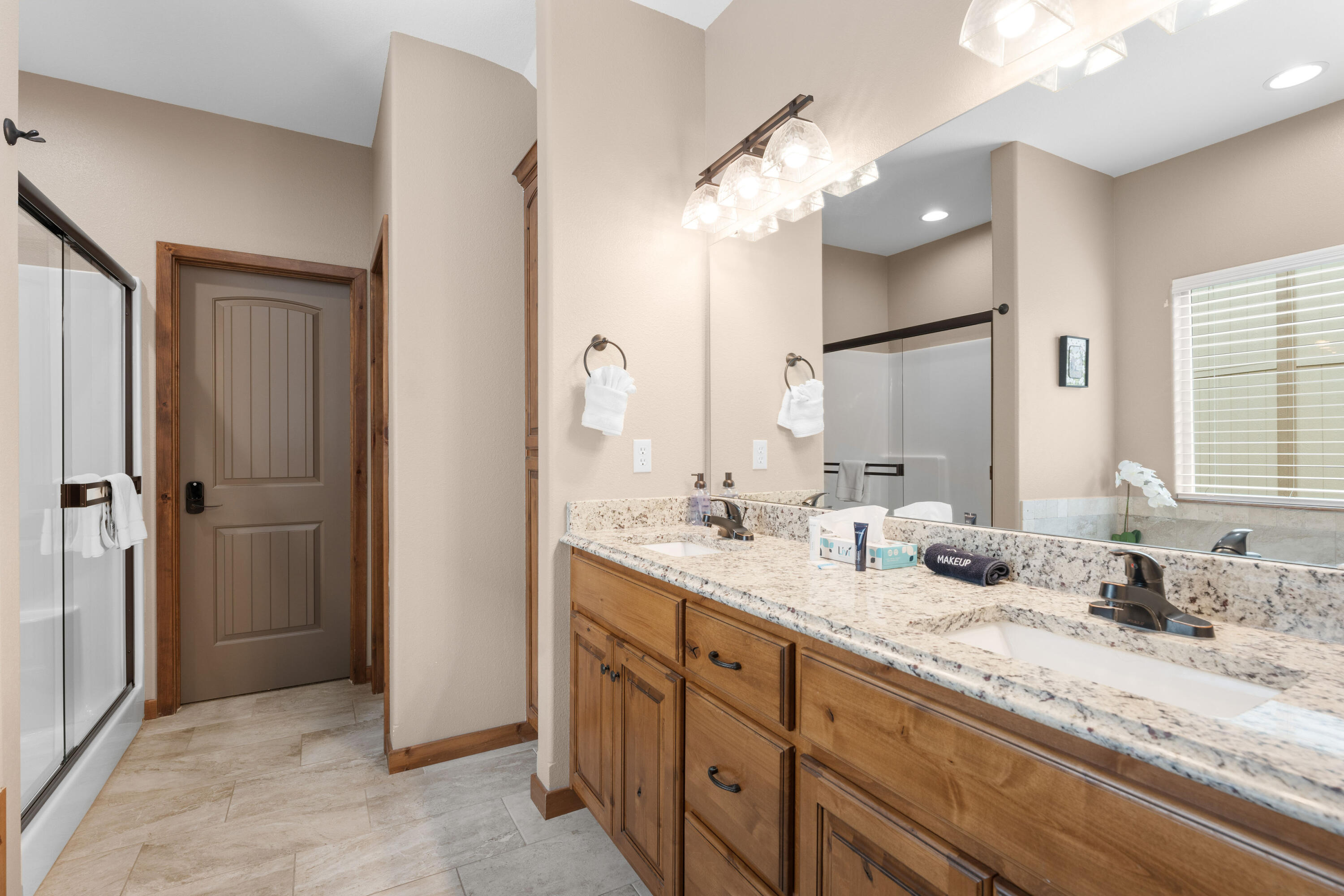 300 Deep Forest Property Photo 18