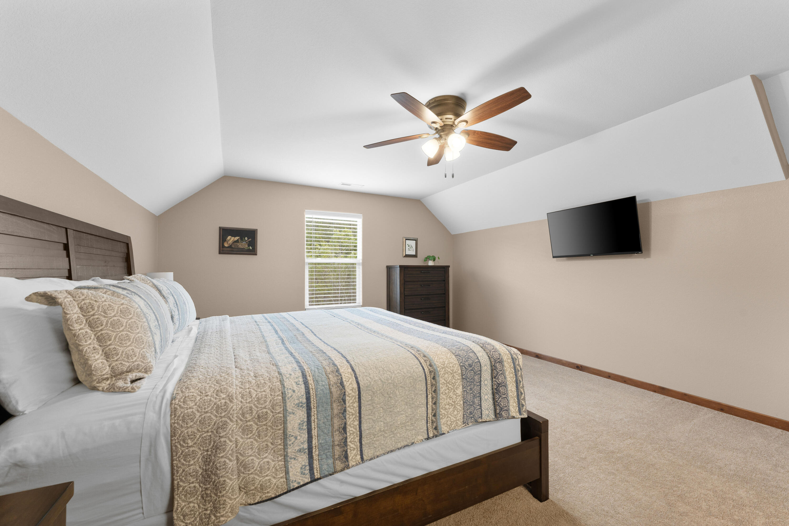 300 Deep Forest Property Photo 25
