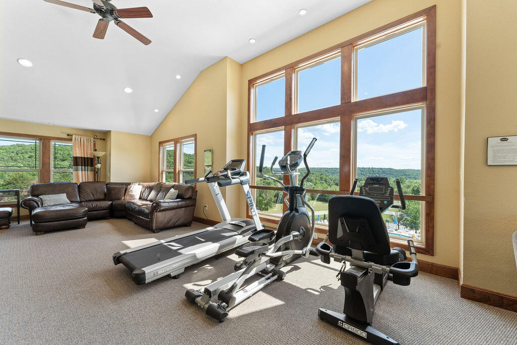 300 Deep Forest Property Photo 64