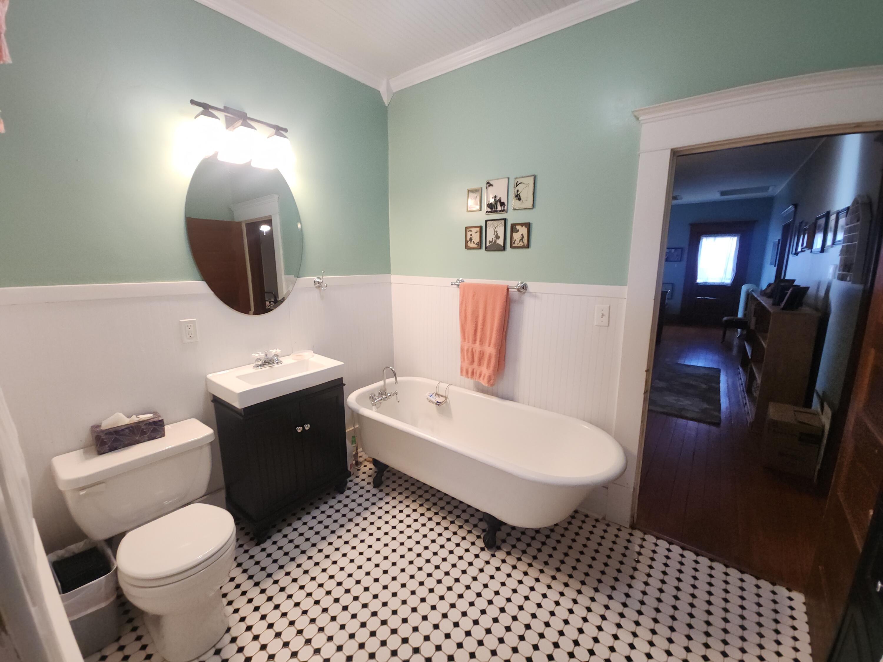 317 Patterson Street Property Photo 9