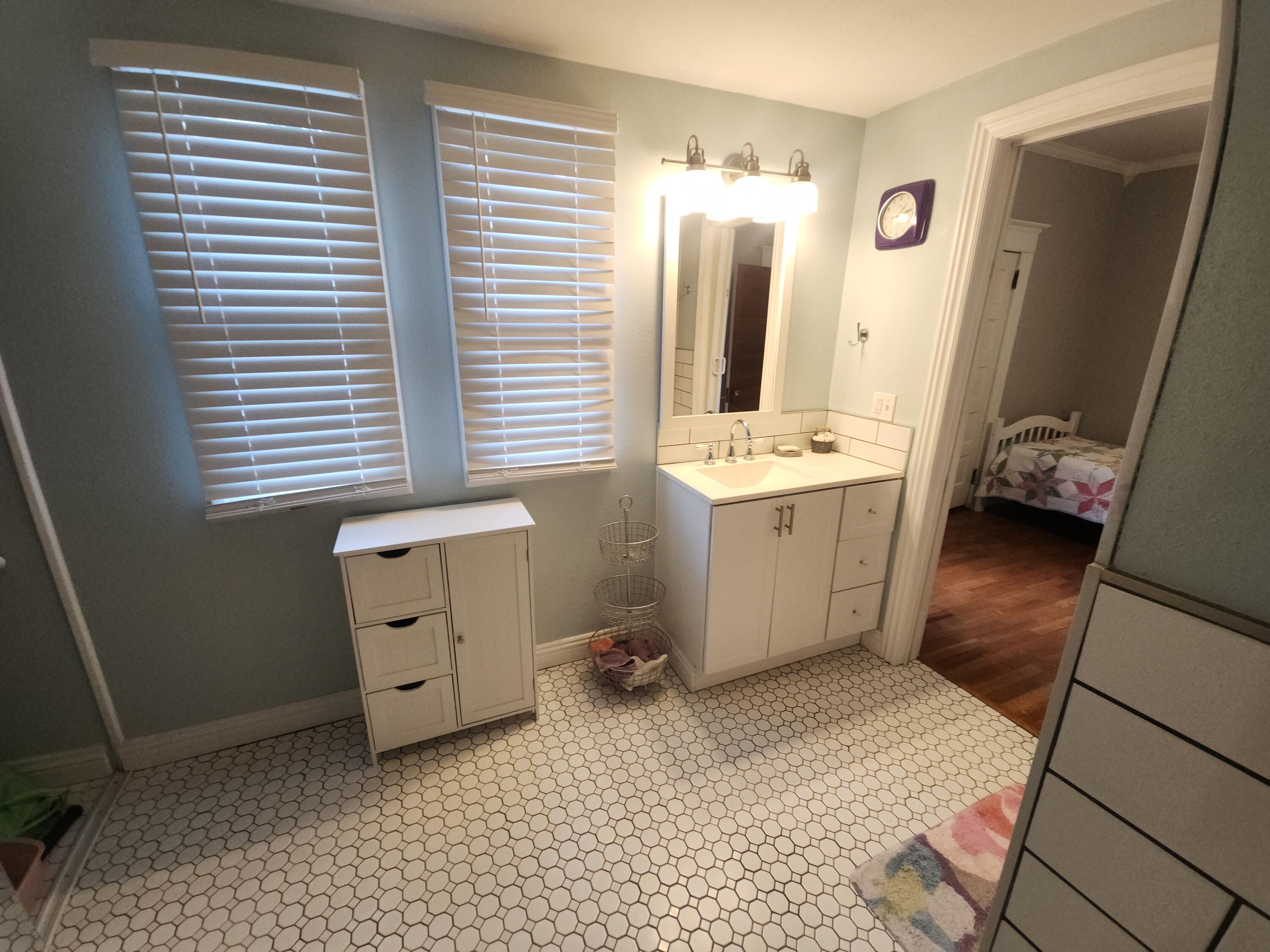 317 Patterson Street Property Photo 10
