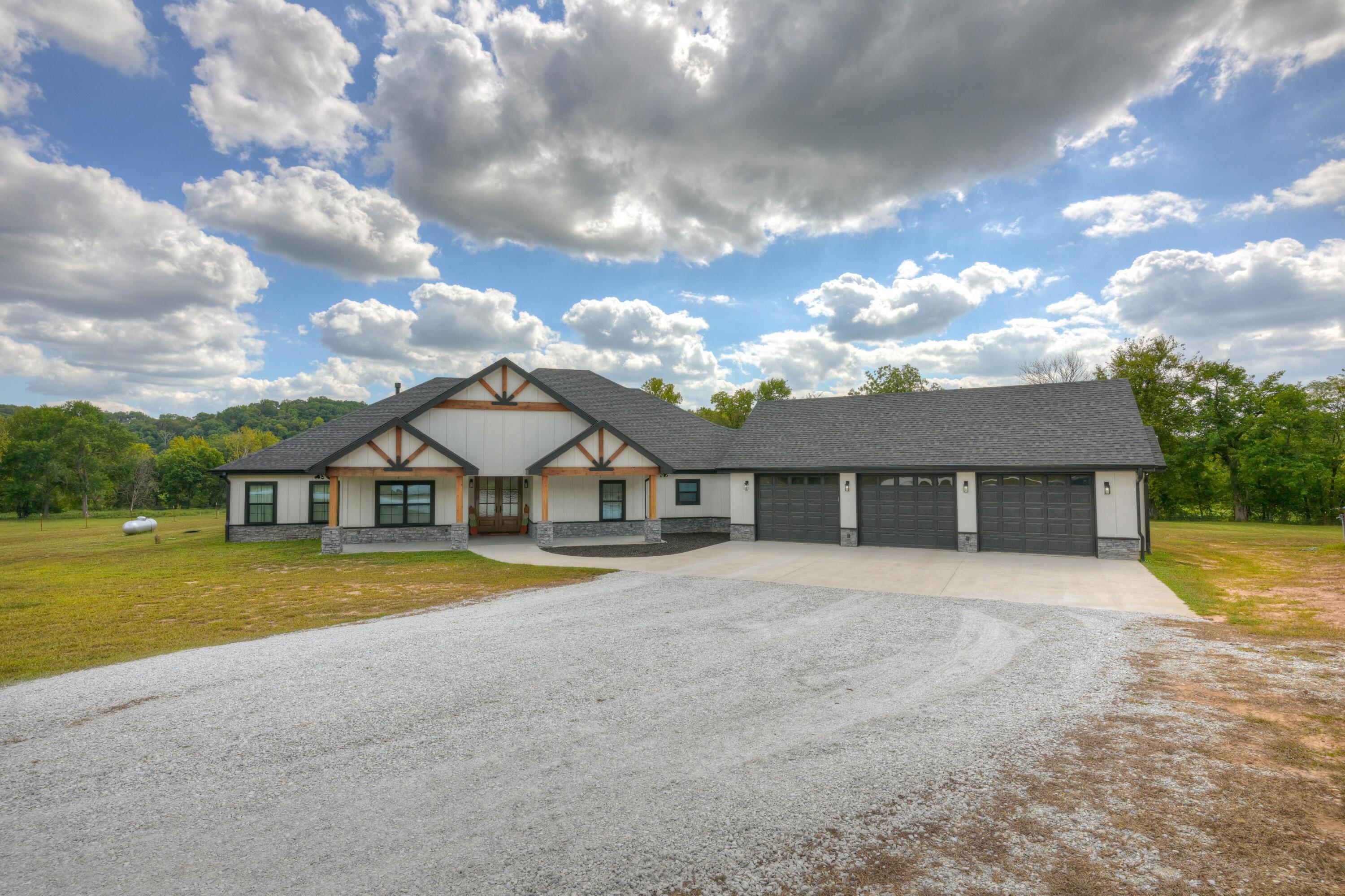 8344 Route B Property Photo 1