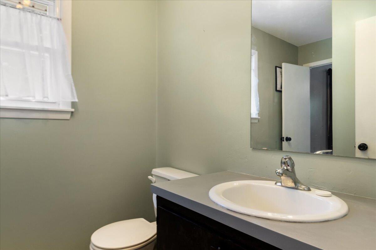 5442 North Farm Road 179 Property Photo 17