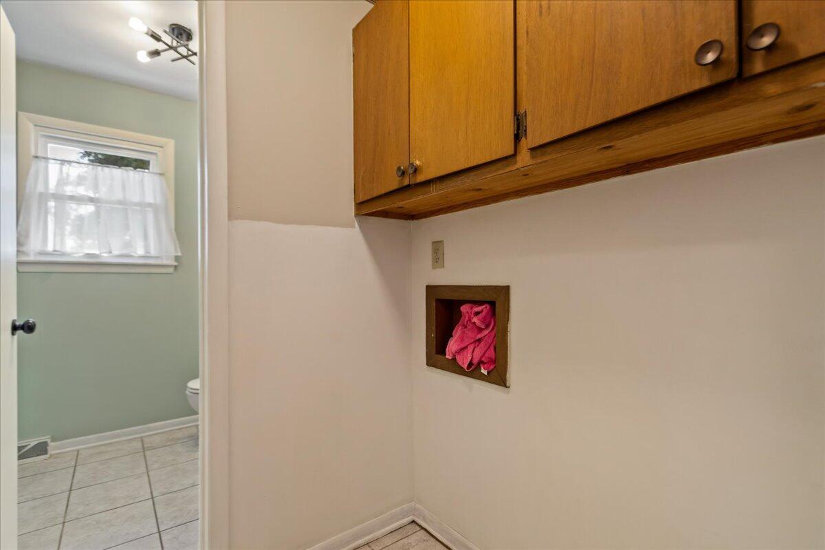 5442 North Farm Road 179 Property Photo 18