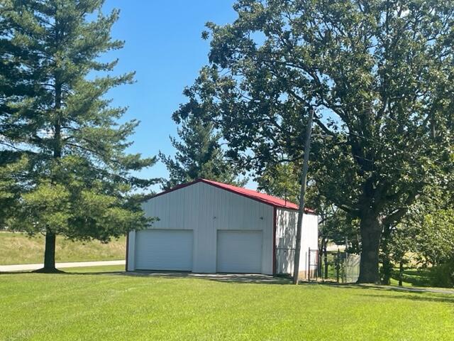 8360 Pridemore Road Property Photo 5