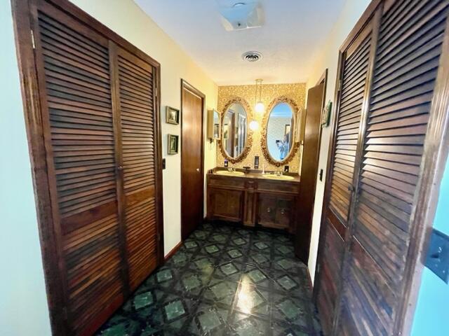 8360 Pridemore Road Property Photo 24