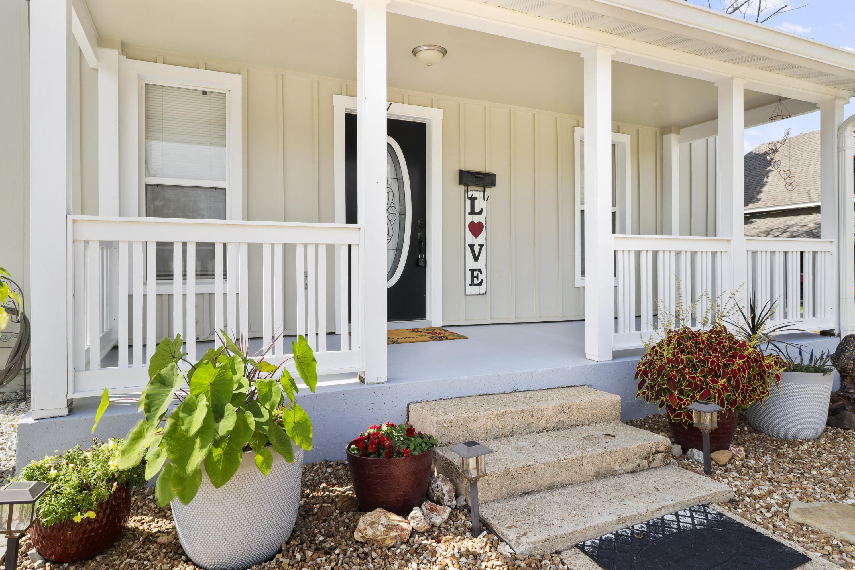 411 Elm Street Property Photo 4