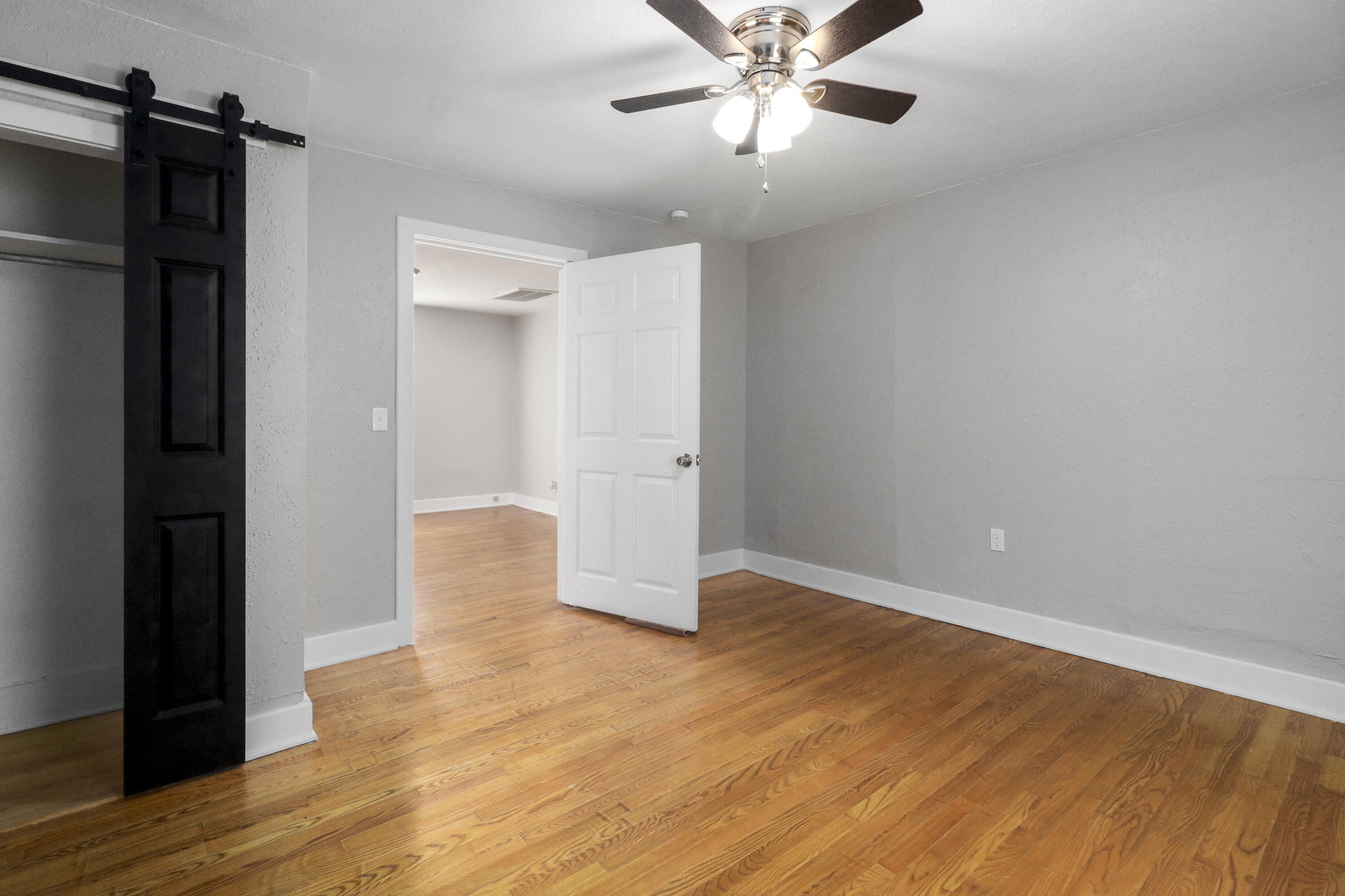 411 Elm Street Property Photo 10