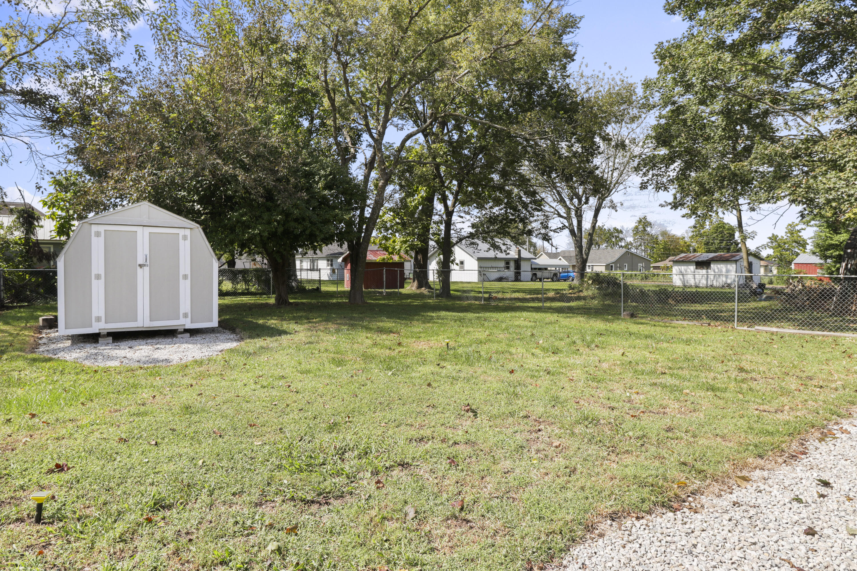 411 Elm Street Property Photo 23