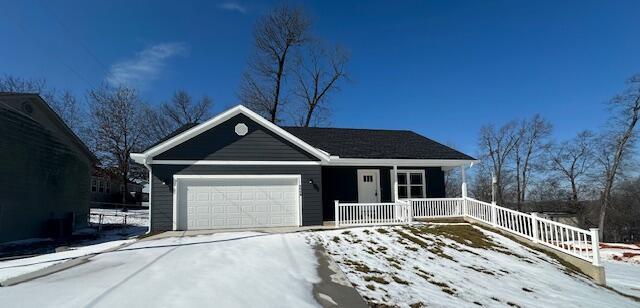 Oakwood Hieghts Real Estate Listings Main Image
