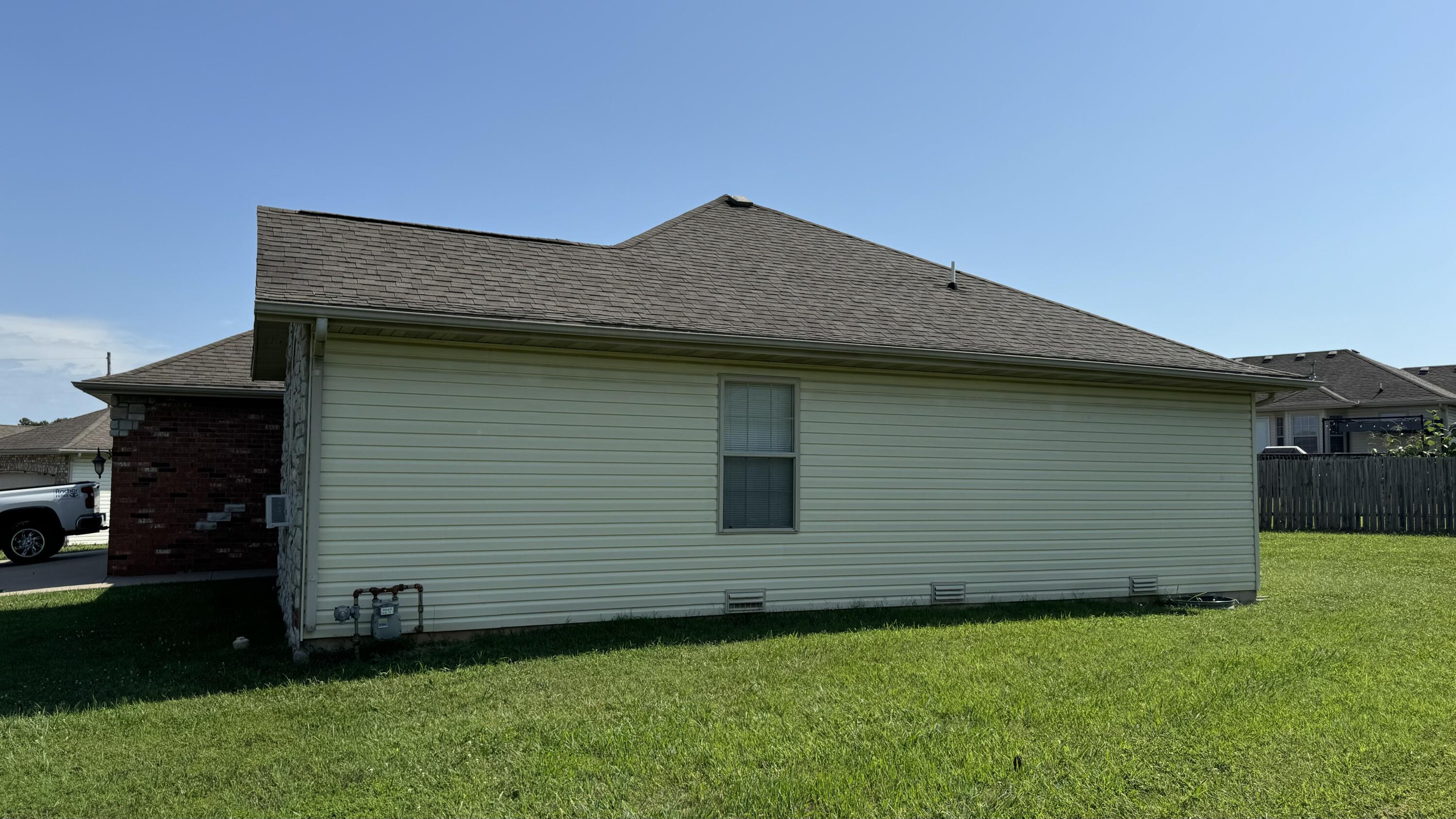 5704 South Vicksburg Battle Court Property Photo 4