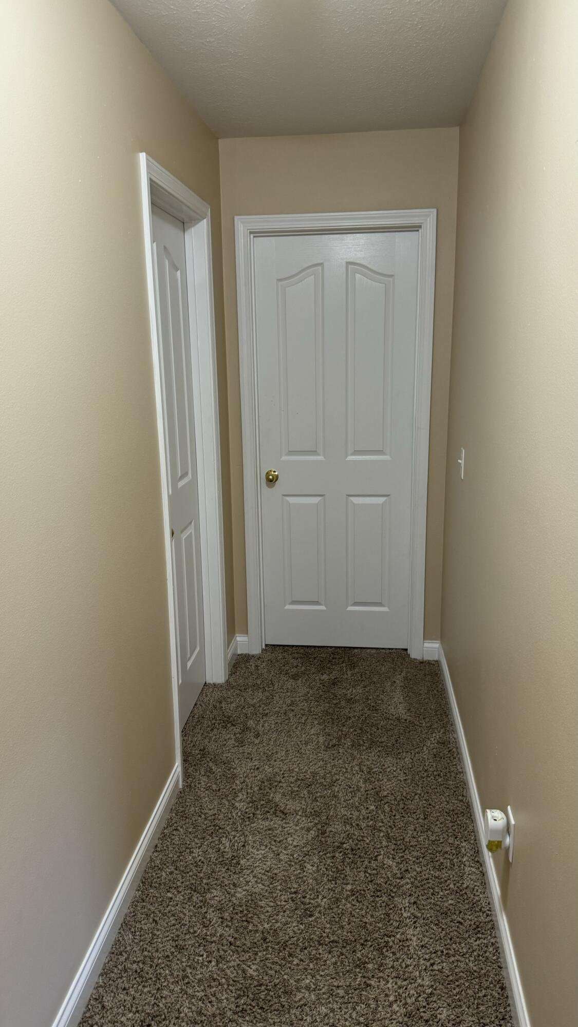 5704 South Vicksburg Battle Court Property Photo 9