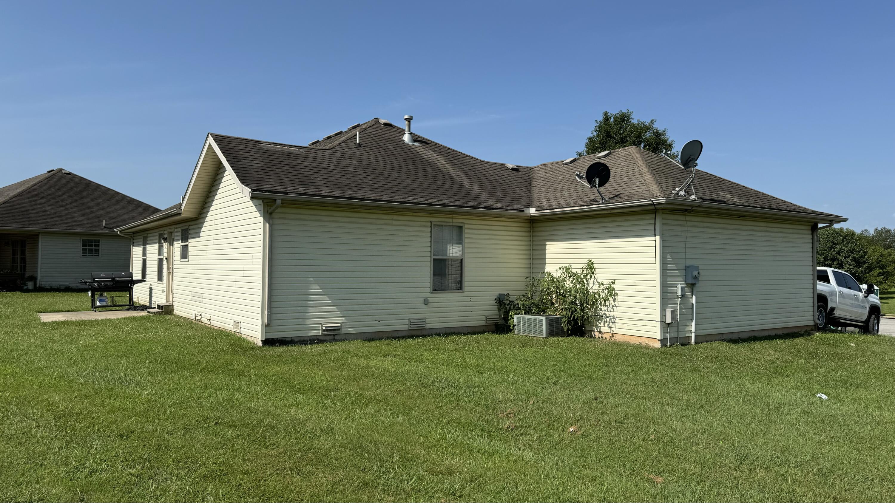 5704 South Vicksburg Battle Court Property Photo 21