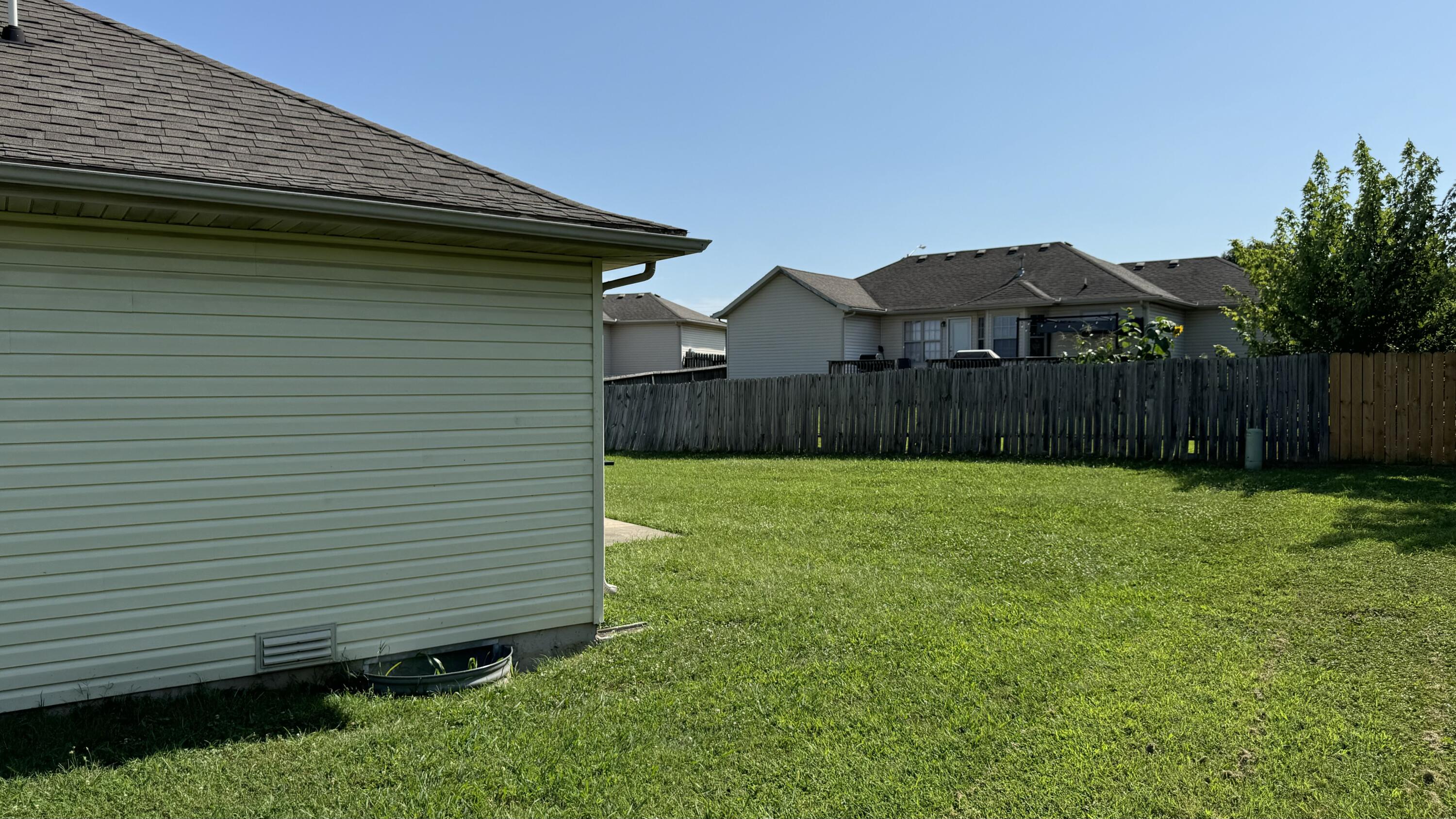 5704 South Vicksburg Battle Court Property Photo 22