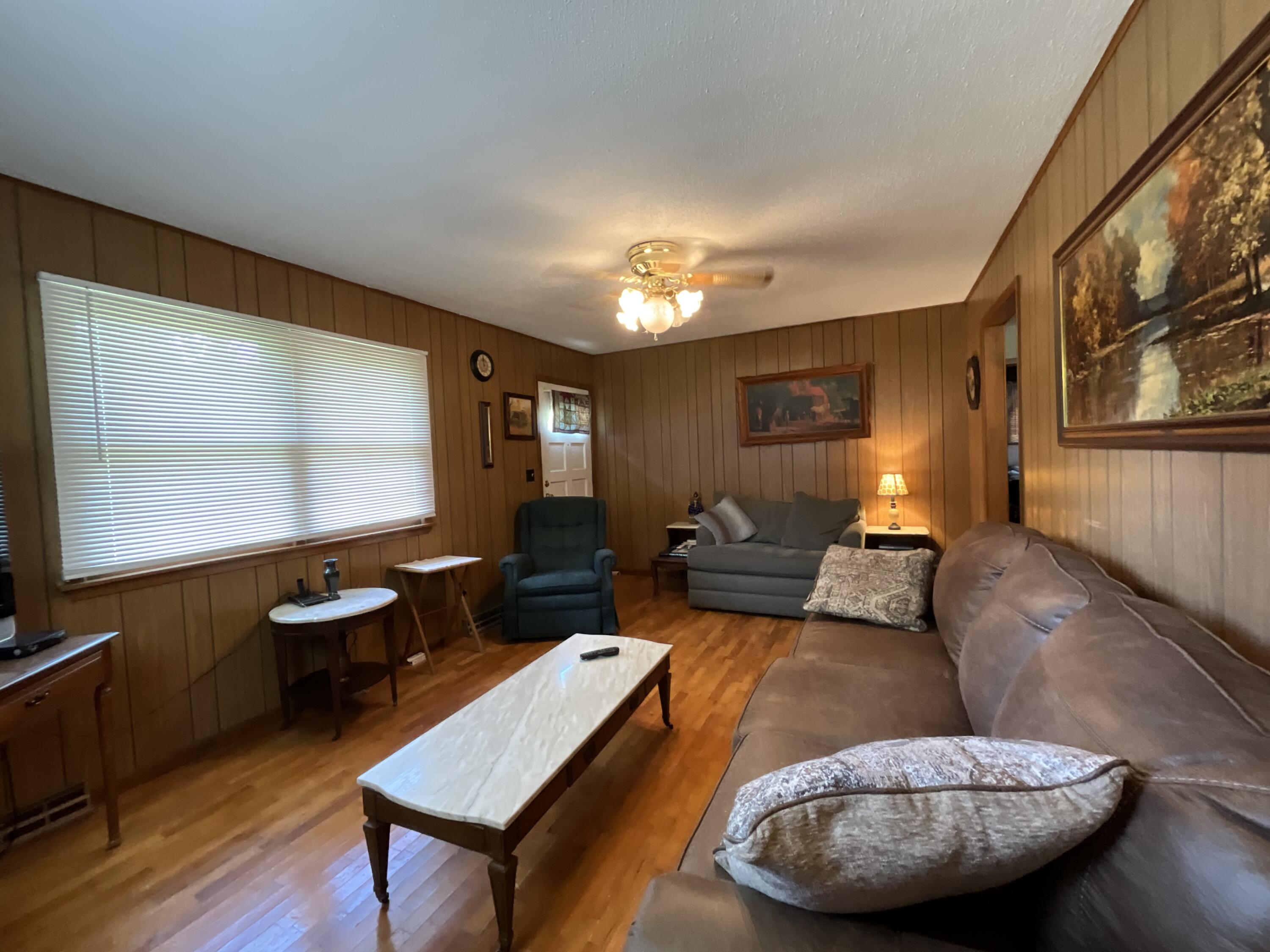 932 State Highway Hh Property Photo 9