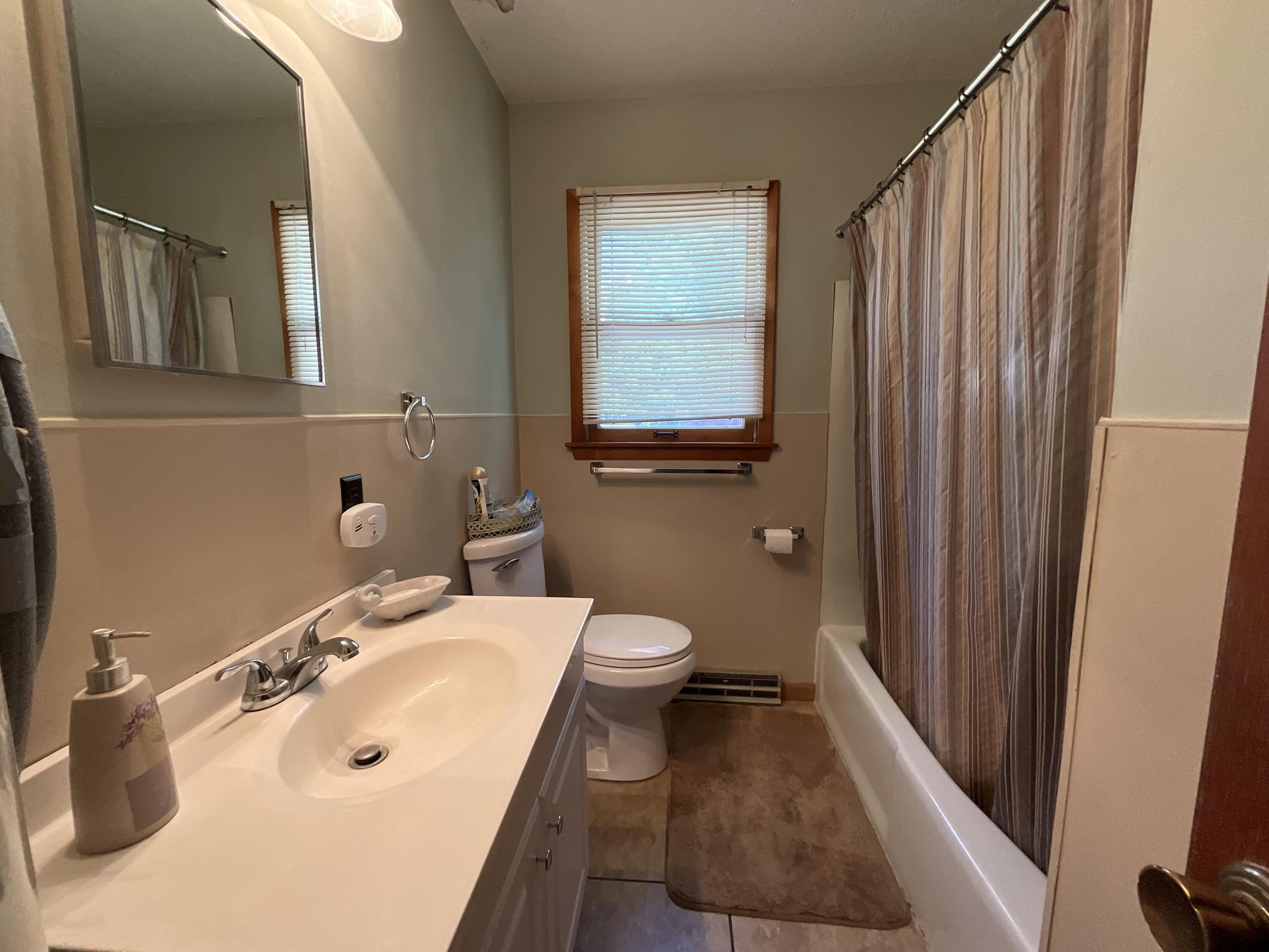 932 State Highway Hh Property Photo 11