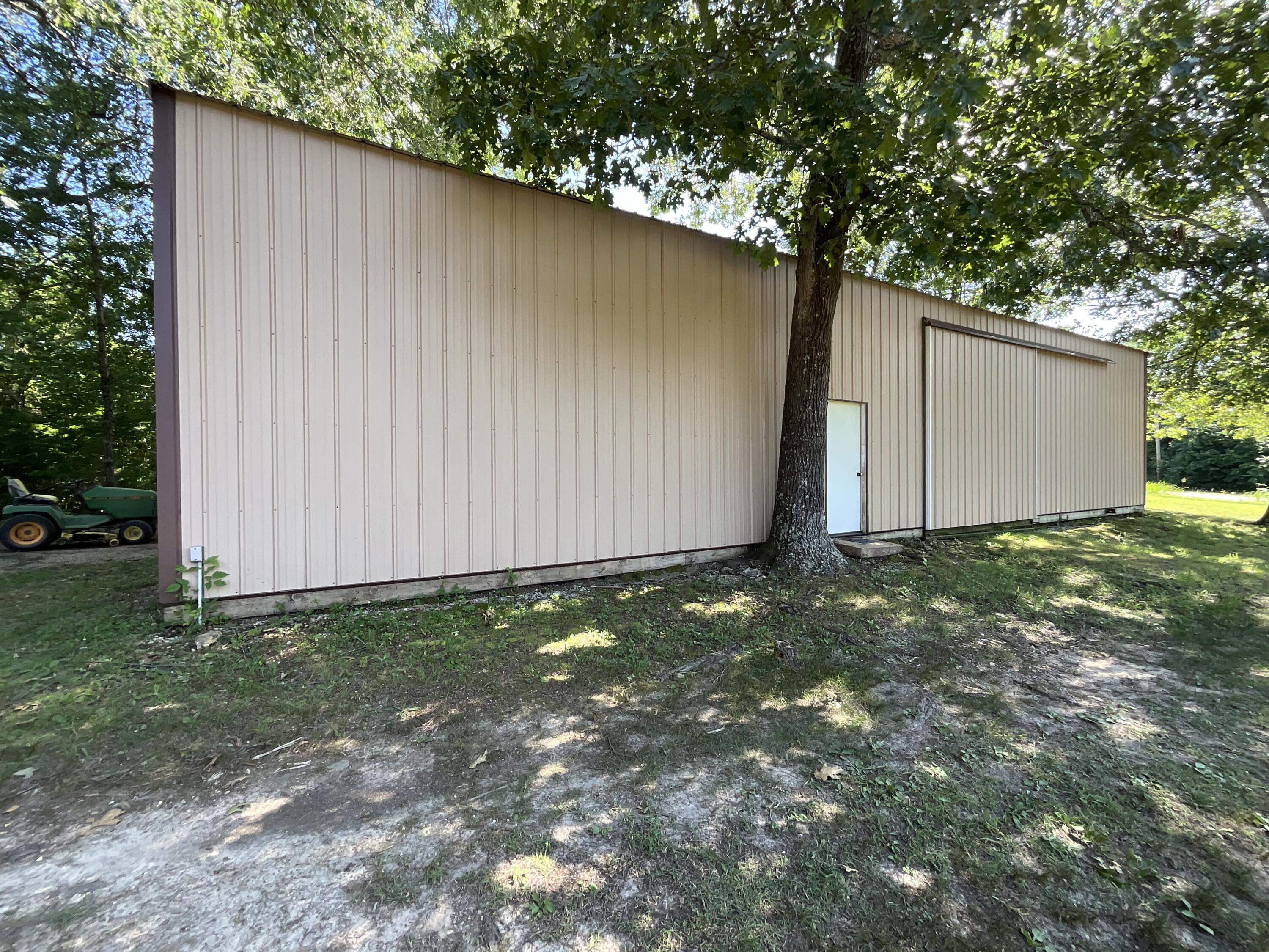 932 State Highway Hh Property Photo 17