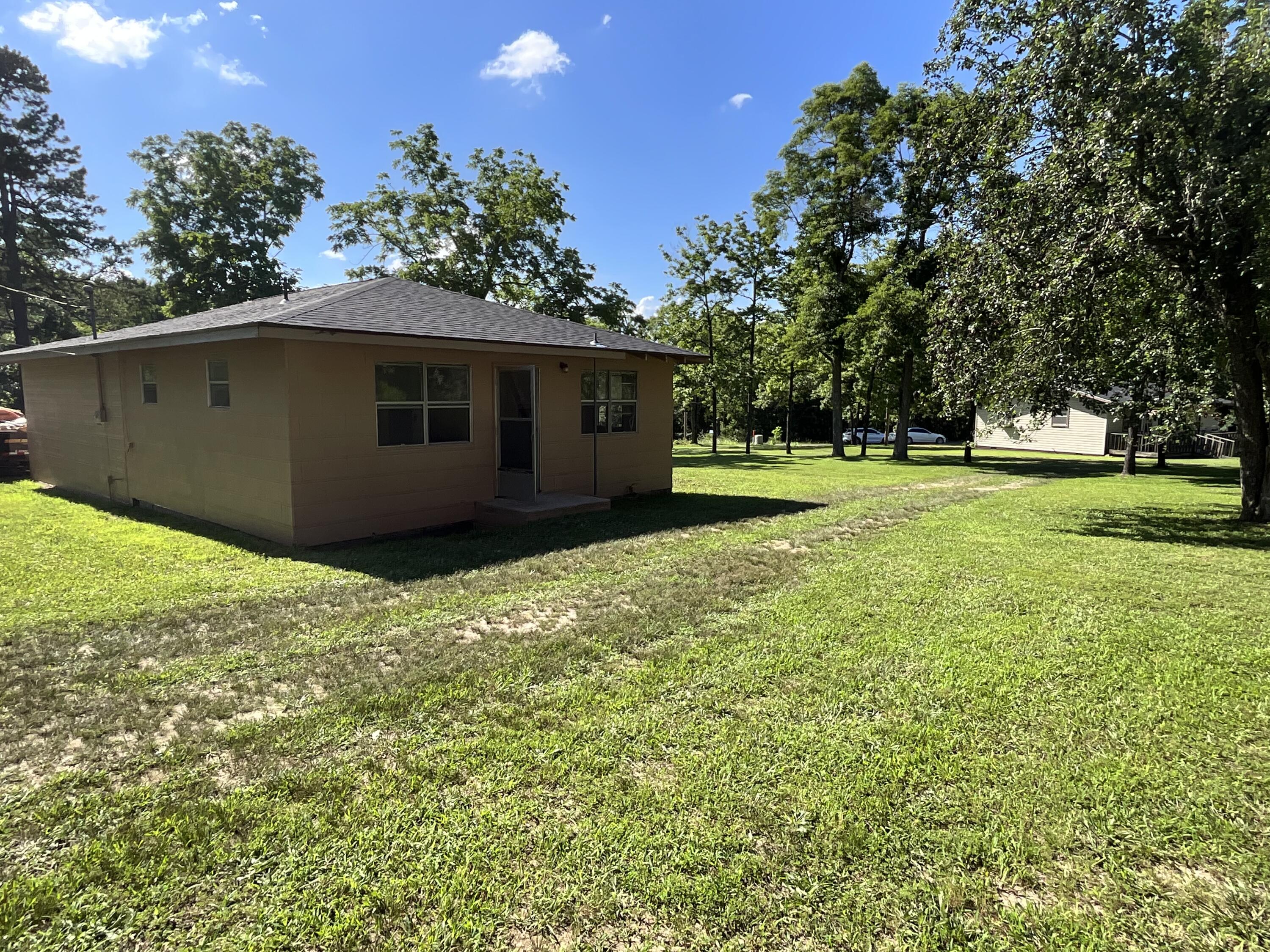 932 State Highway Hh Property Photo 22