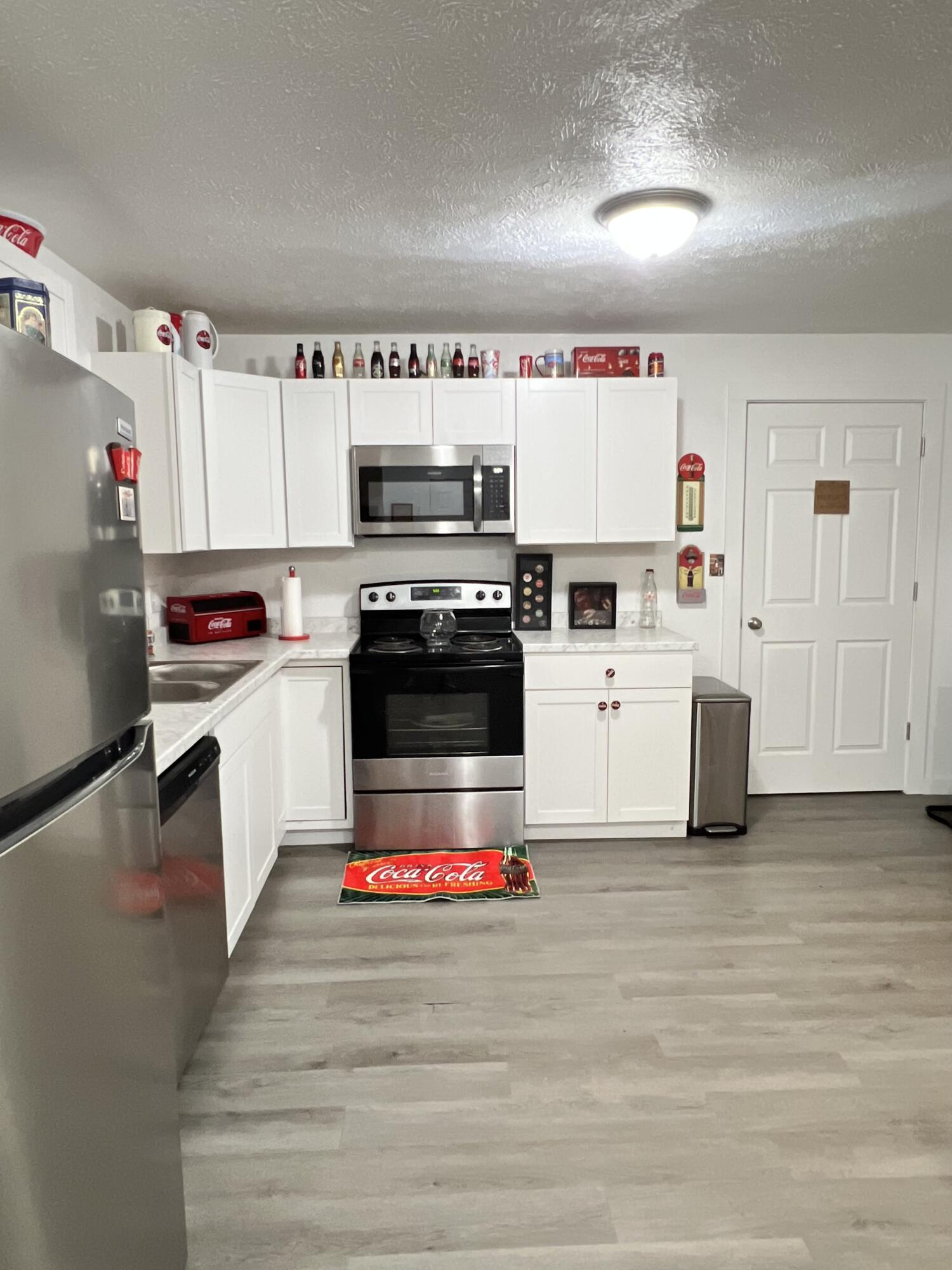 913 East Garfield Street Property Photo 11