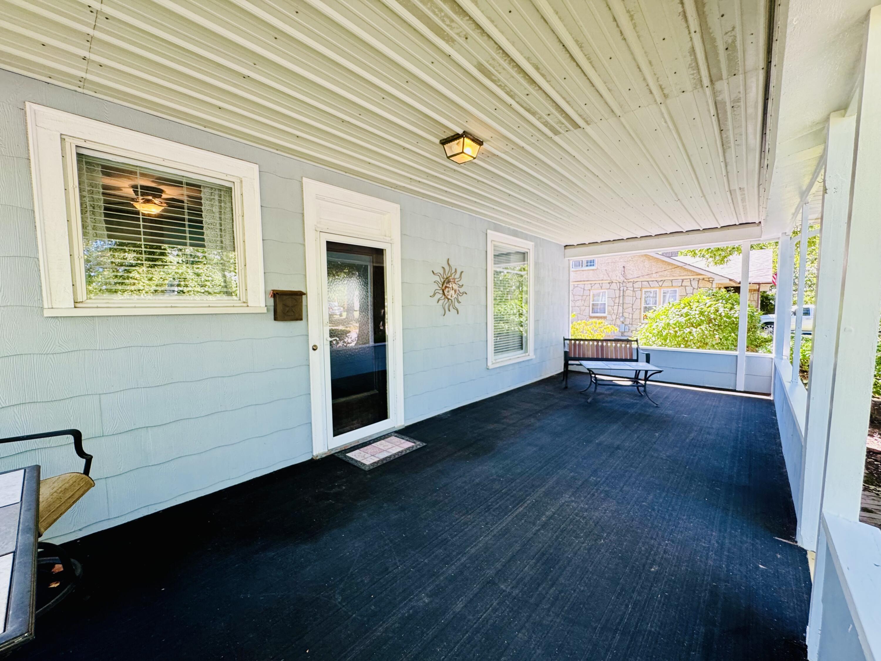 603 South Jefferson Street Property Photo 5
