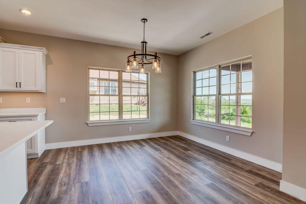 162 Mountain View Circle Property Photo 7