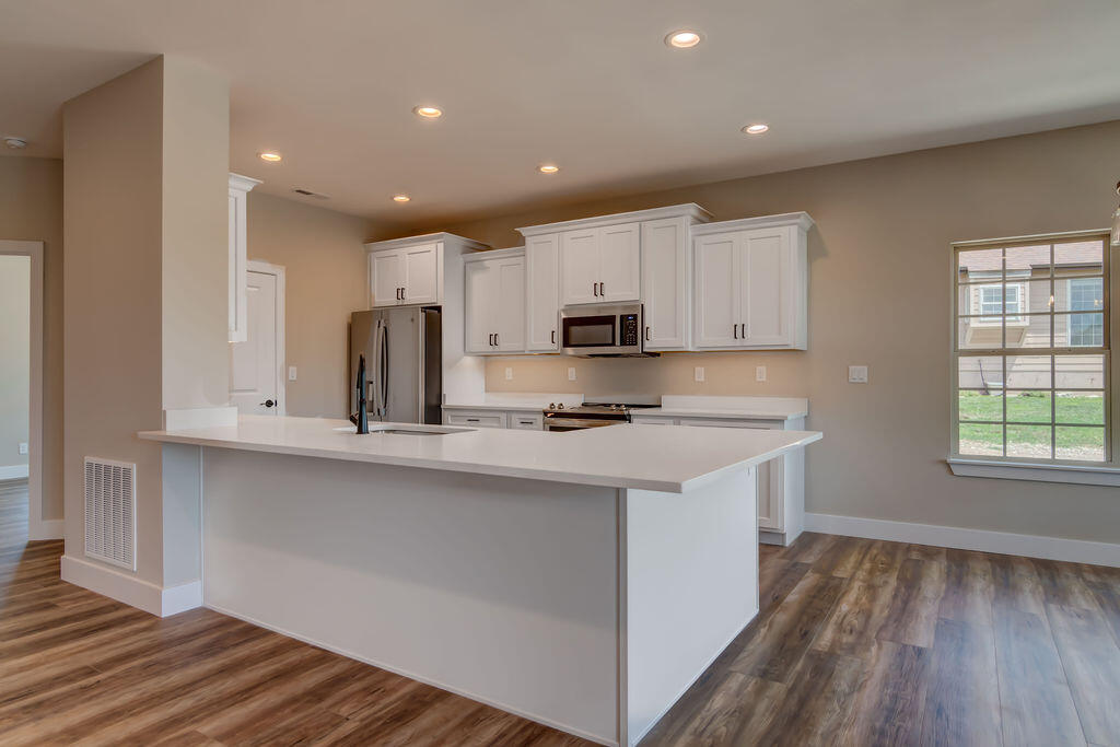 162 Mountain View Circle Property Photo 8