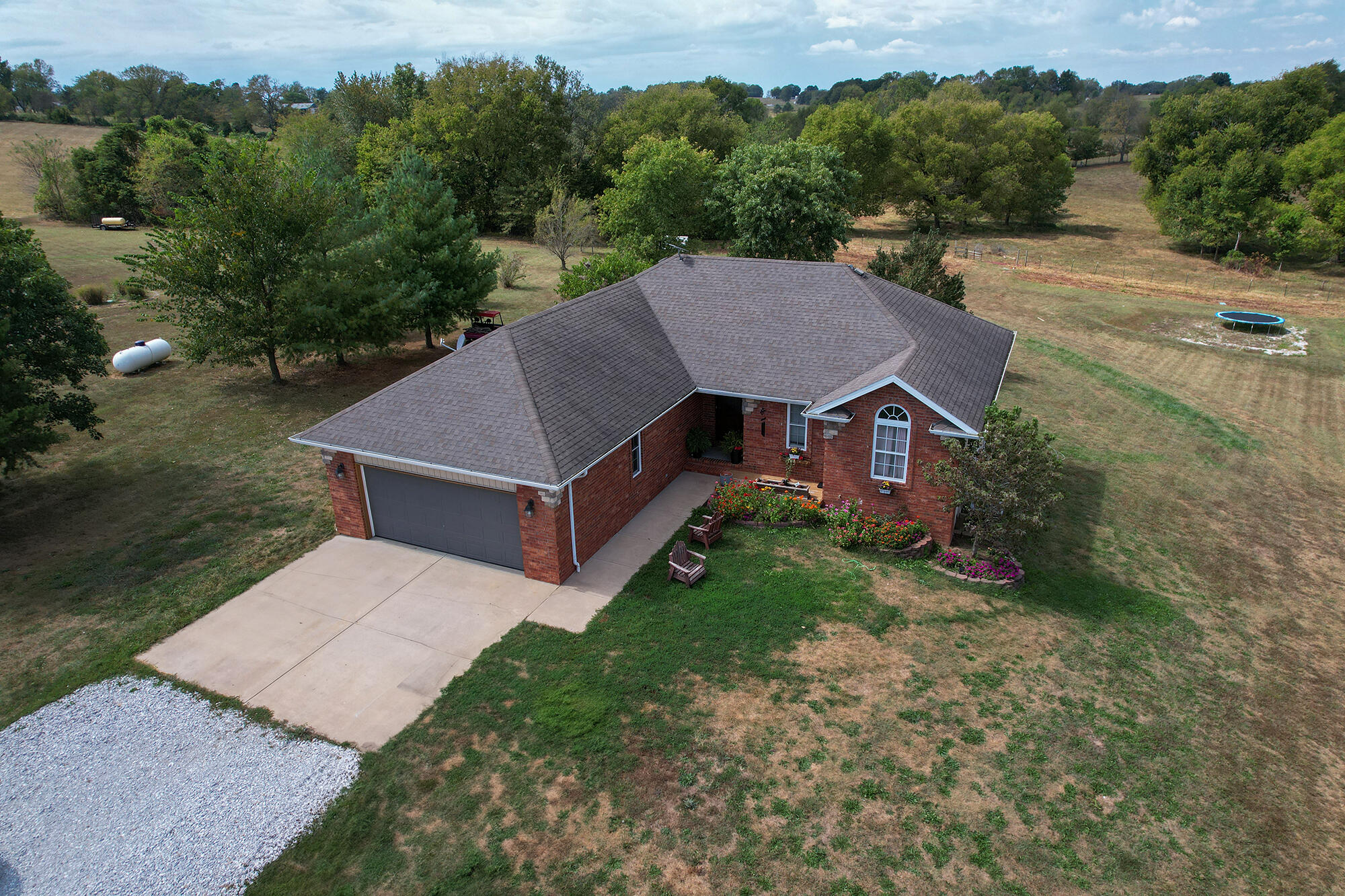 422 Fieldstone Road Property Photo