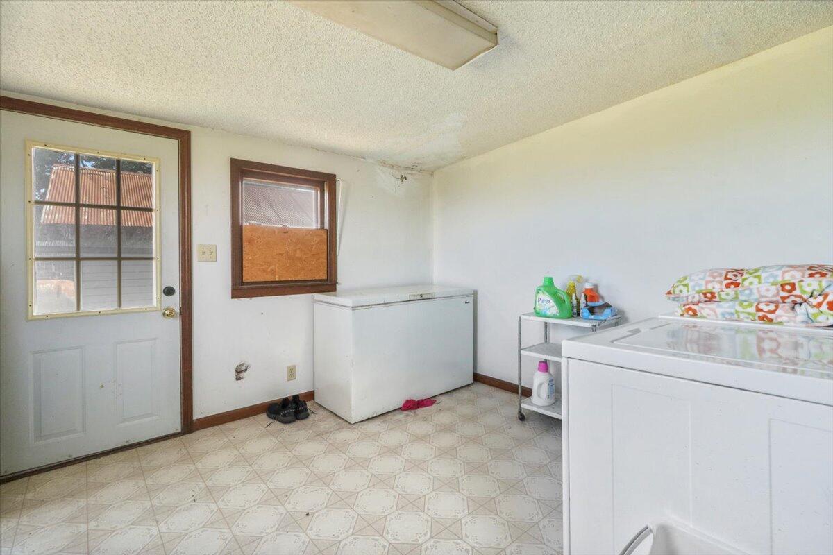 11235 State Highway 181 Property Photo 11