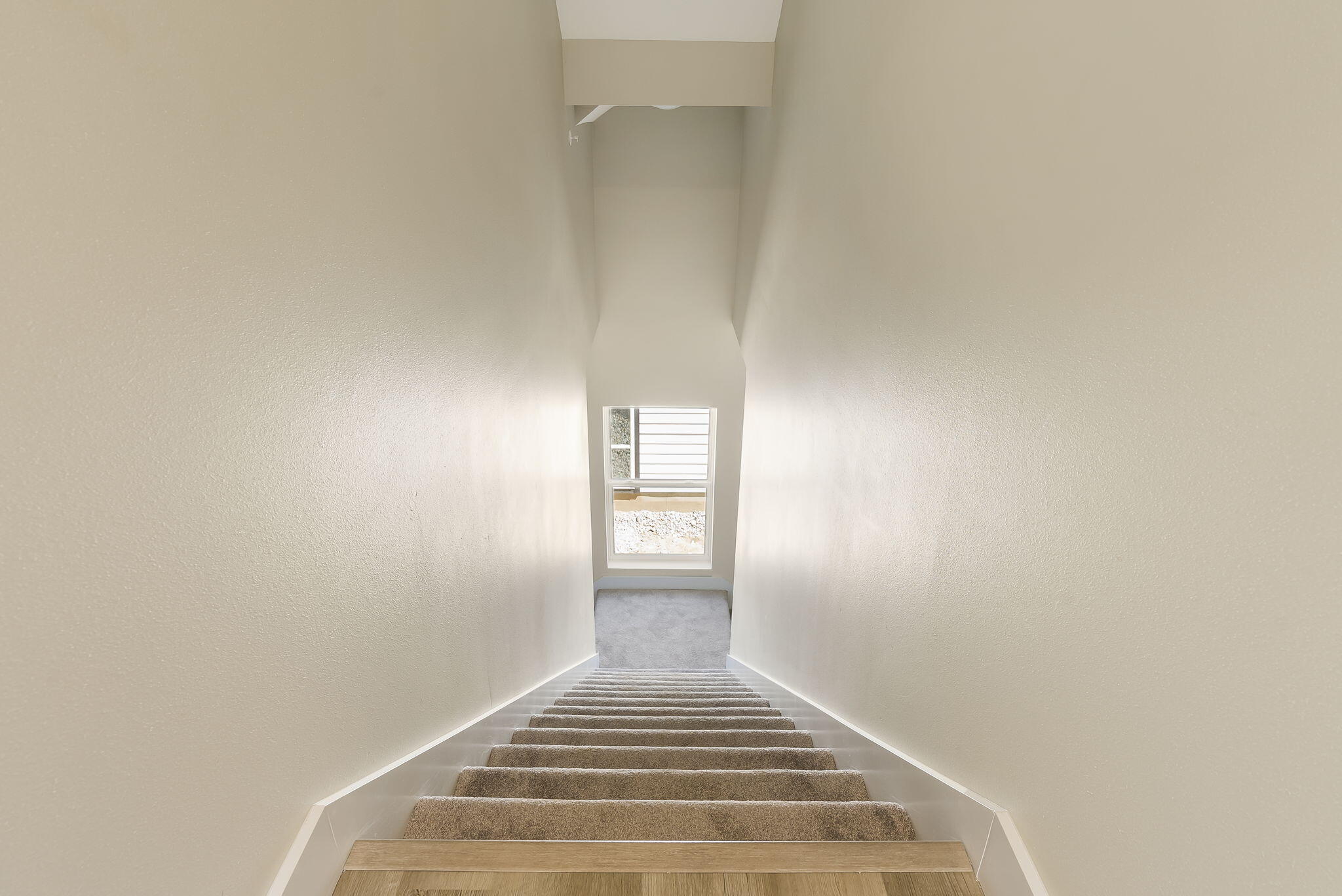 86 David Shawn Drive Property Photo 21