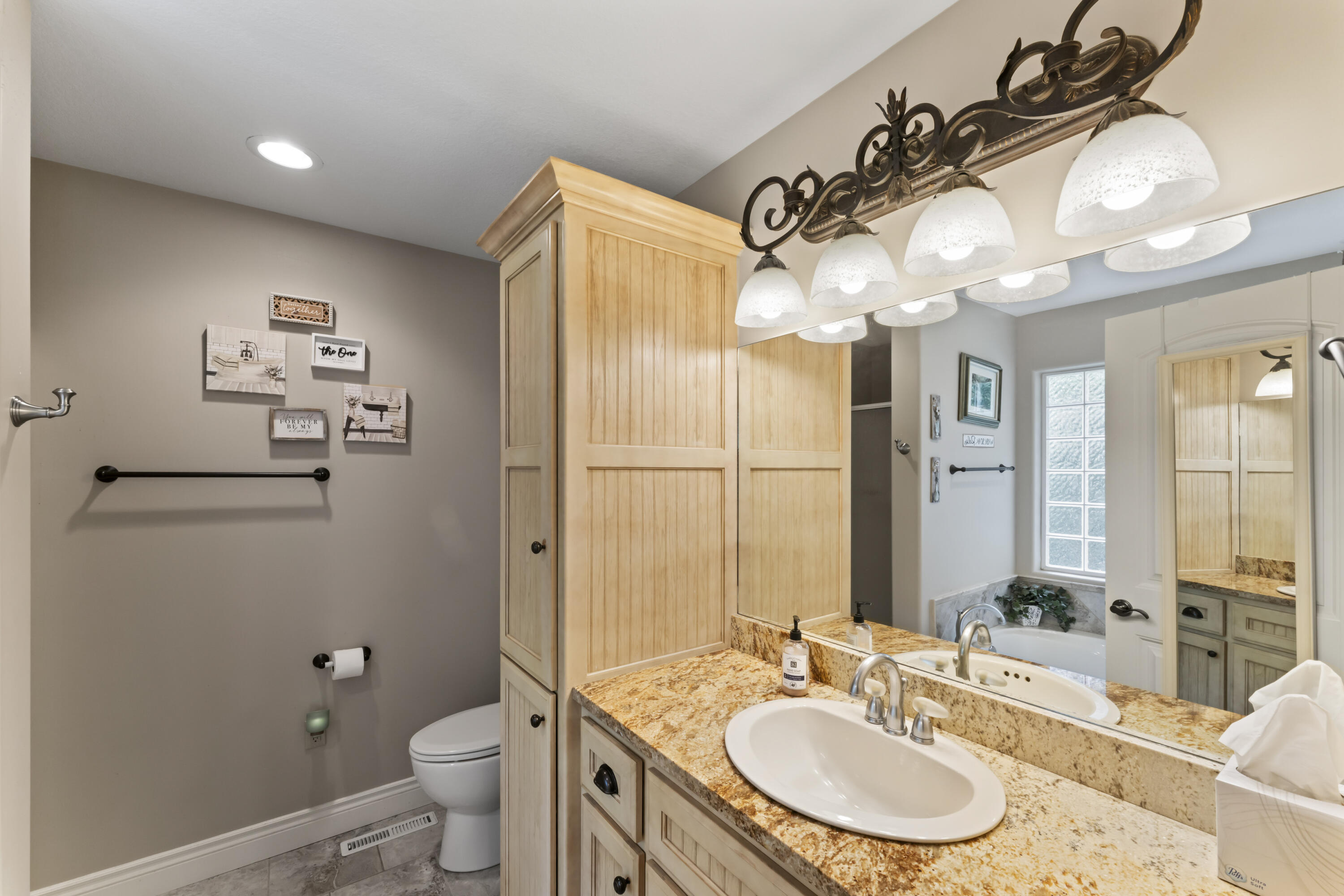635 Ranchview Road Property Photo 23