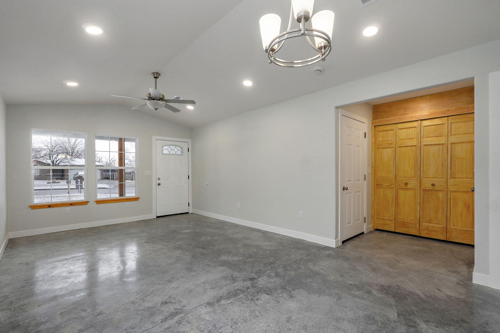 2541 West Page Street Street Property Photo 13