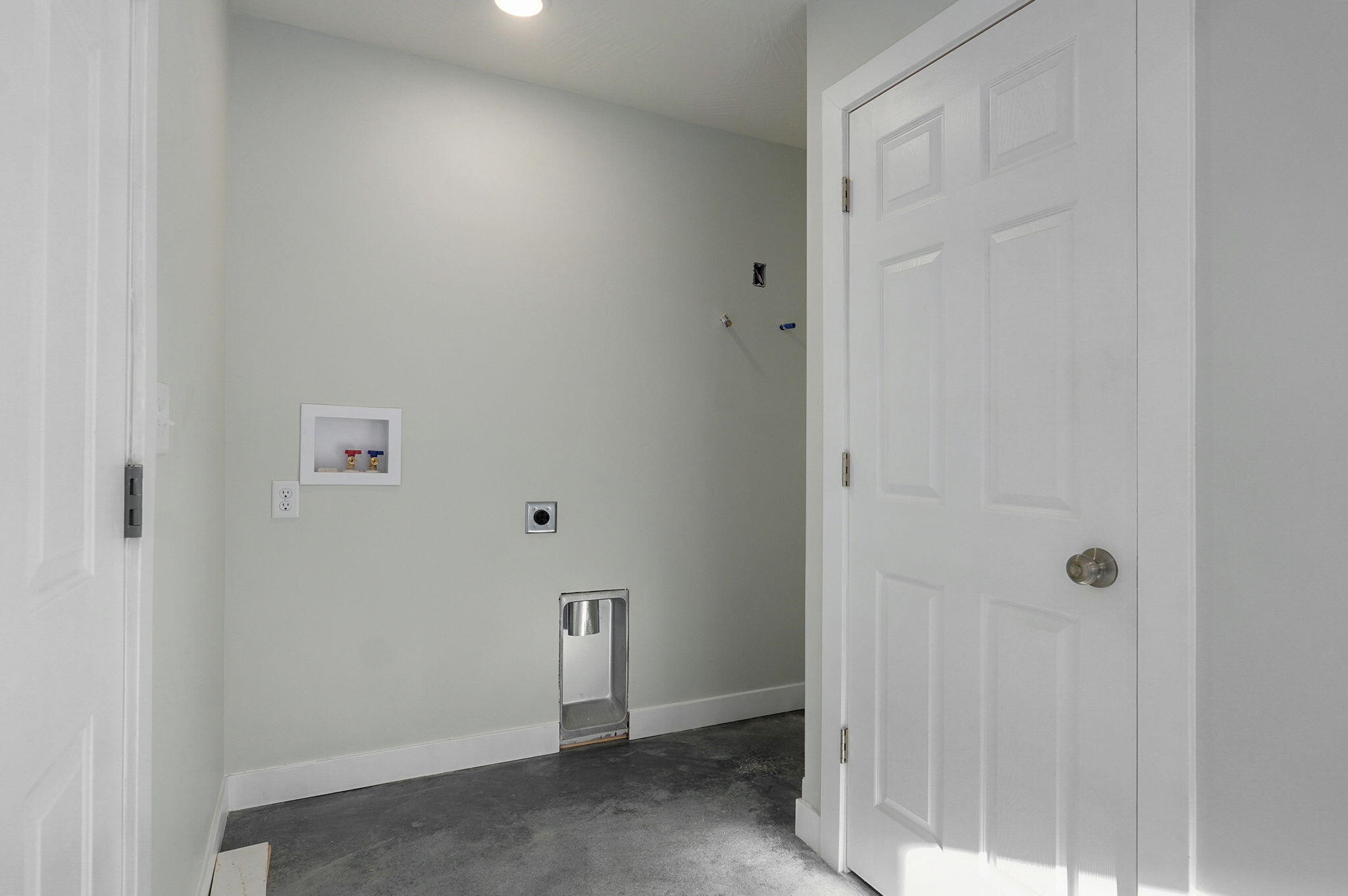 2541 West Page Street Street Property Photo 14