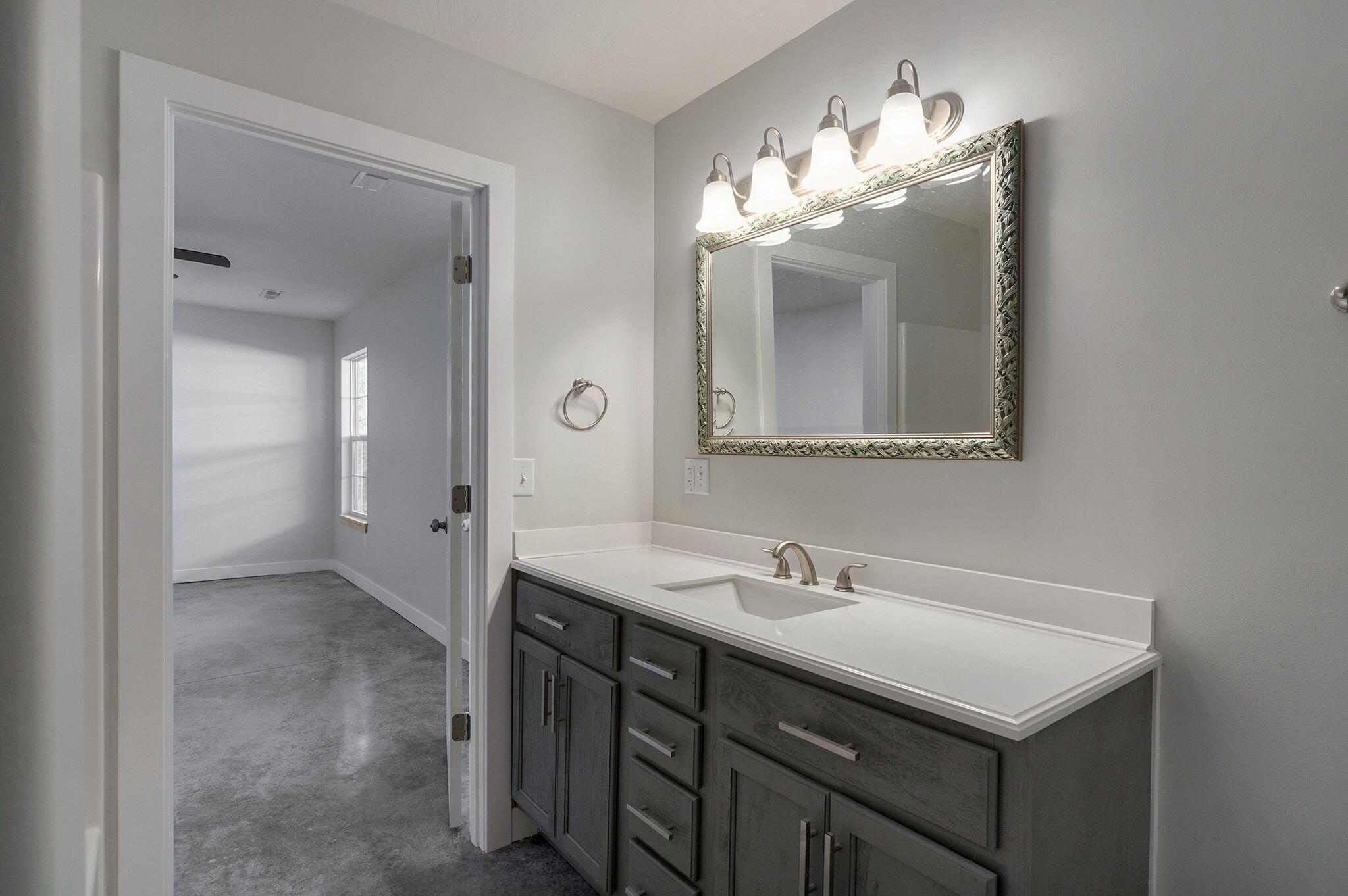 2541 West Page Street Street Property Photo 18