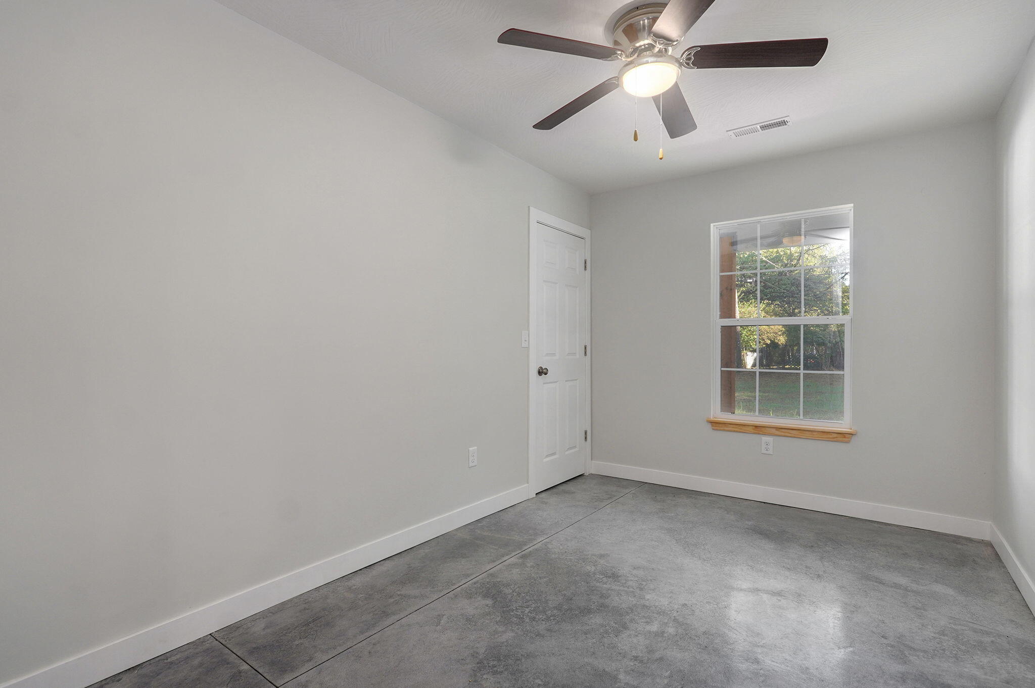 2541 West Page Street Street Property Photo 19
