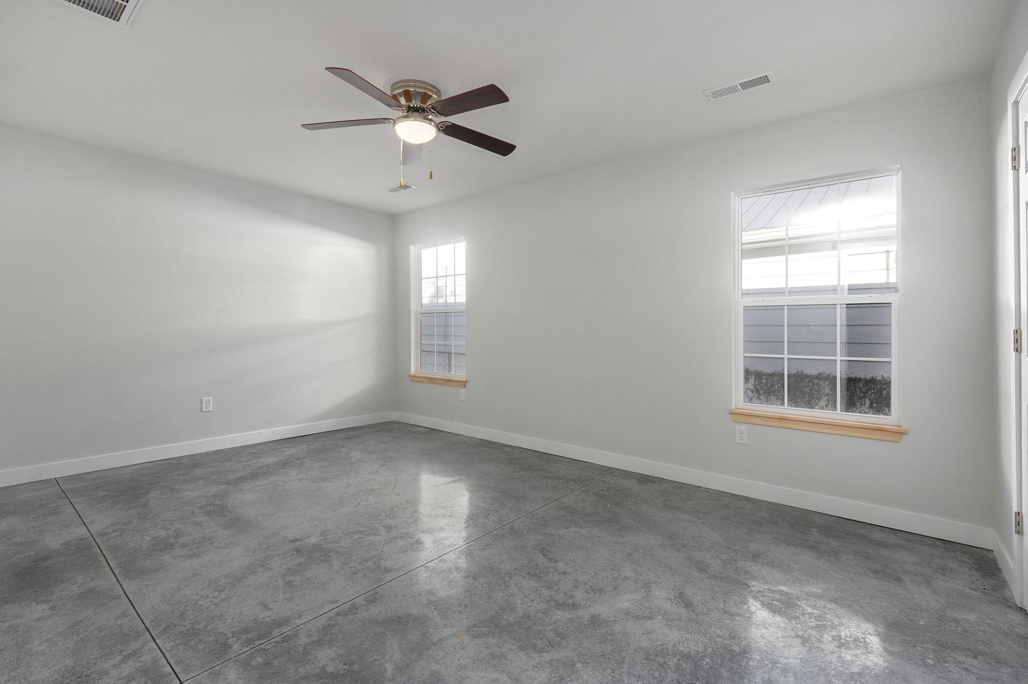 2541 West Page Street Street Property Photo 20