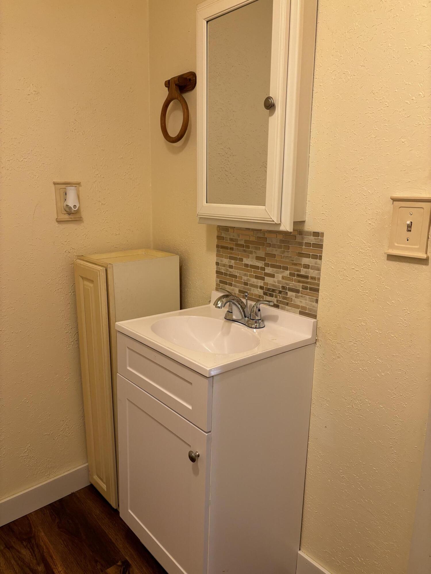 1012 South Madison Avenue Property Photo 12