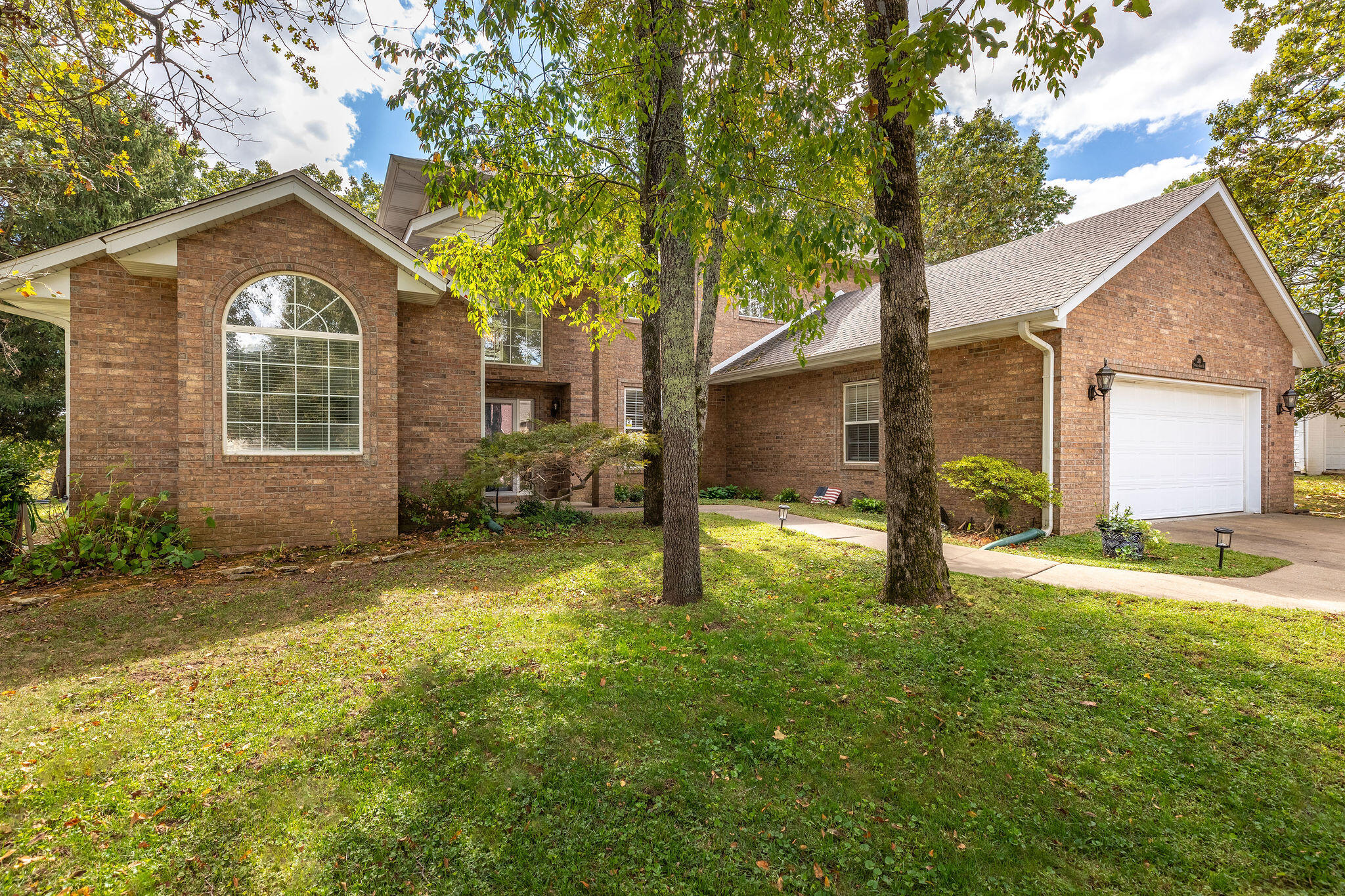 246 Country Bluff Drive Property Photo 49